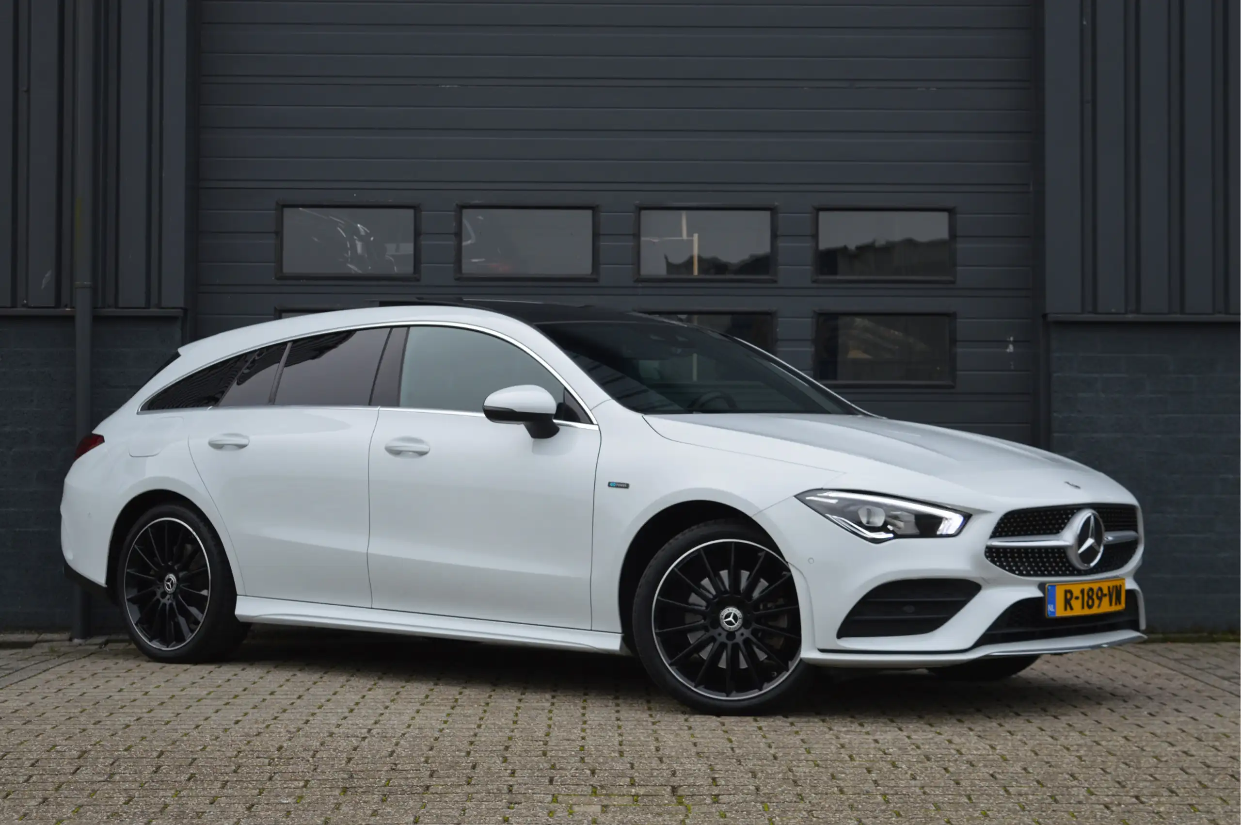 Mercedes-Benz - CLA 250