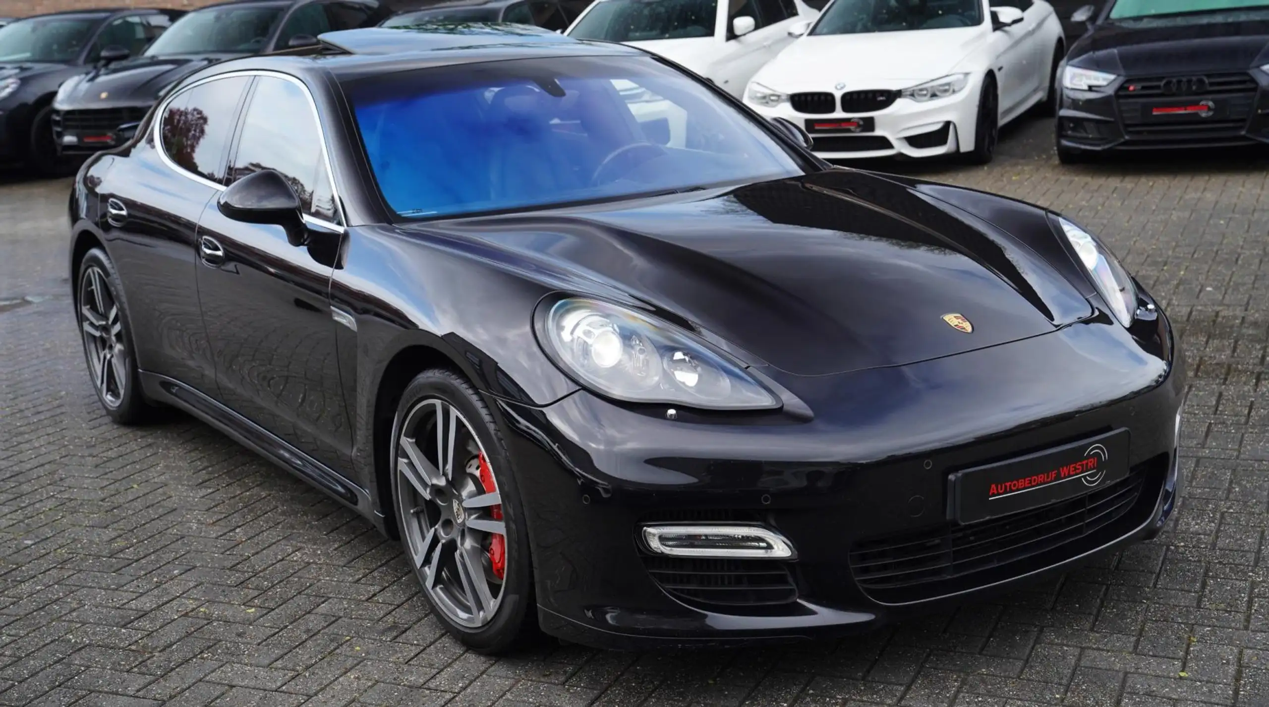 Porsche - Panamera