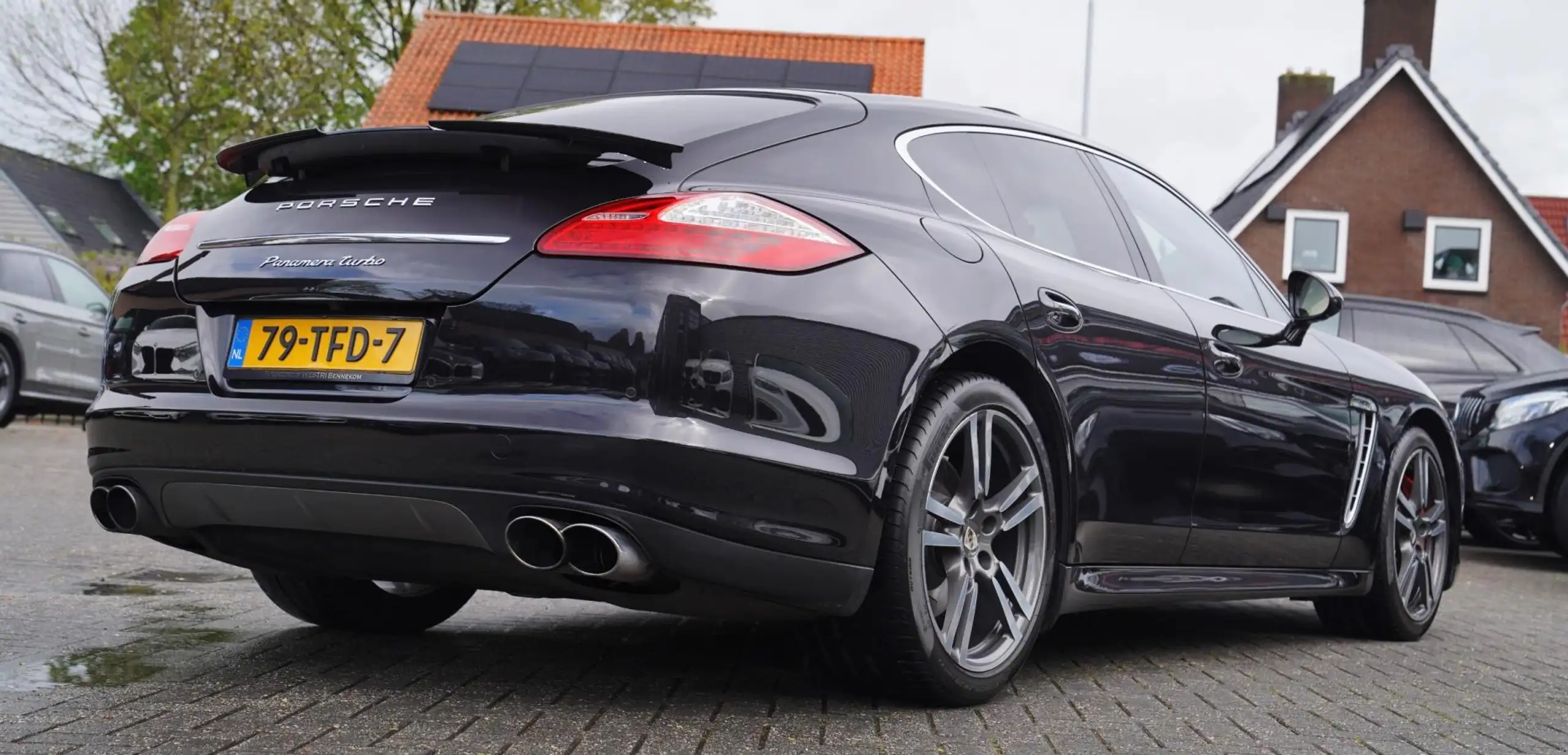 Porsche - Panamera