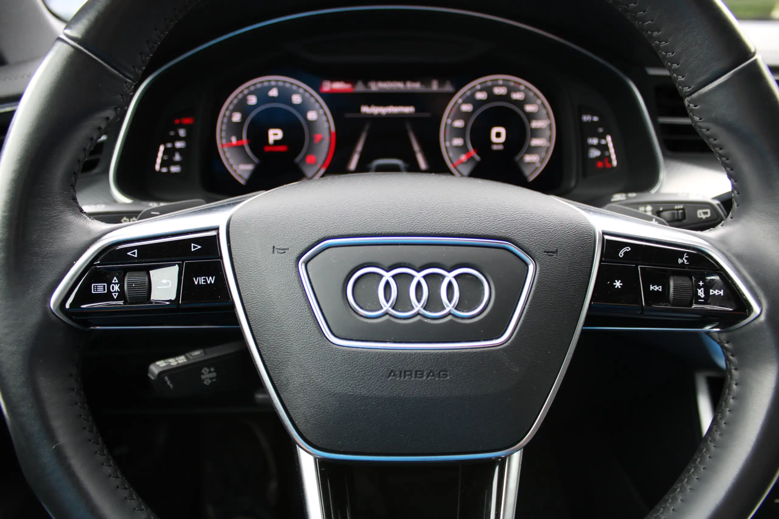 Audi - A6