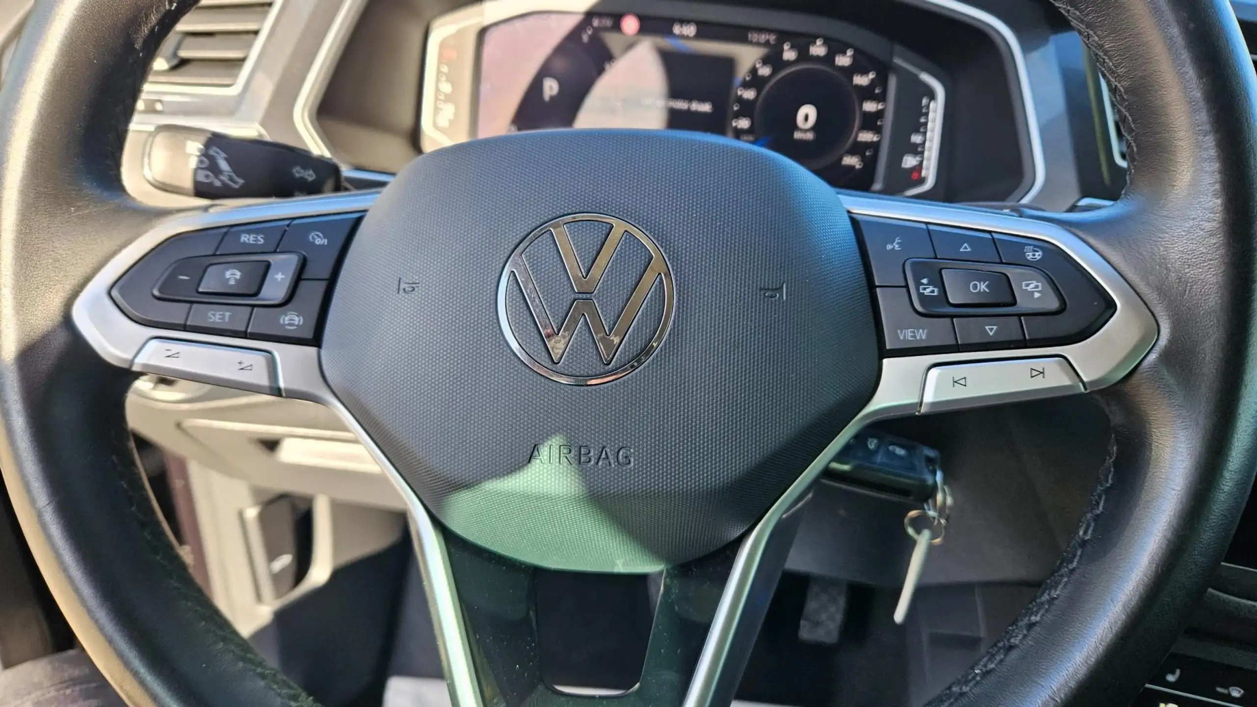 Volkswagen - Tiguan