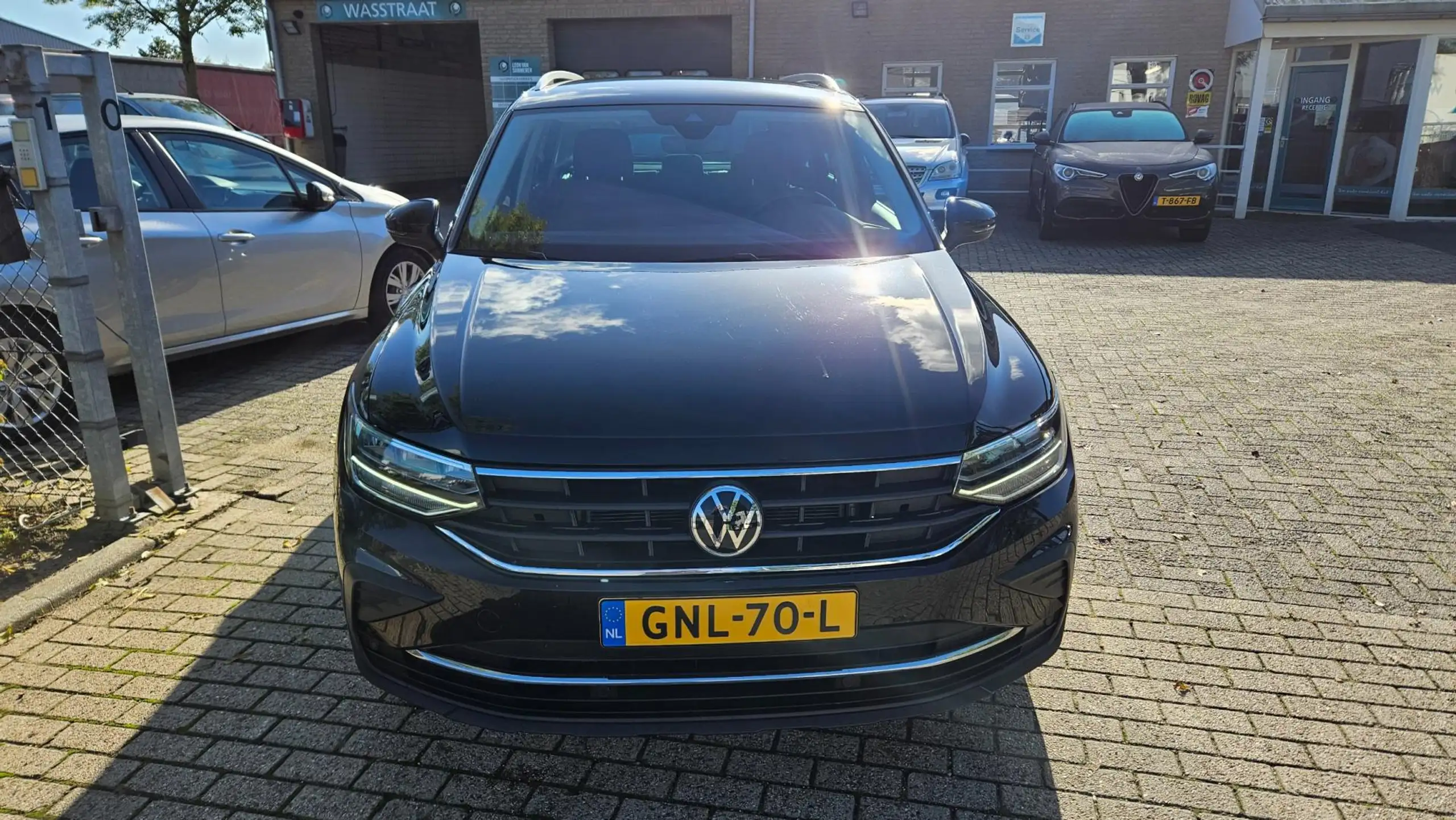 Volkswagen - Tiguan