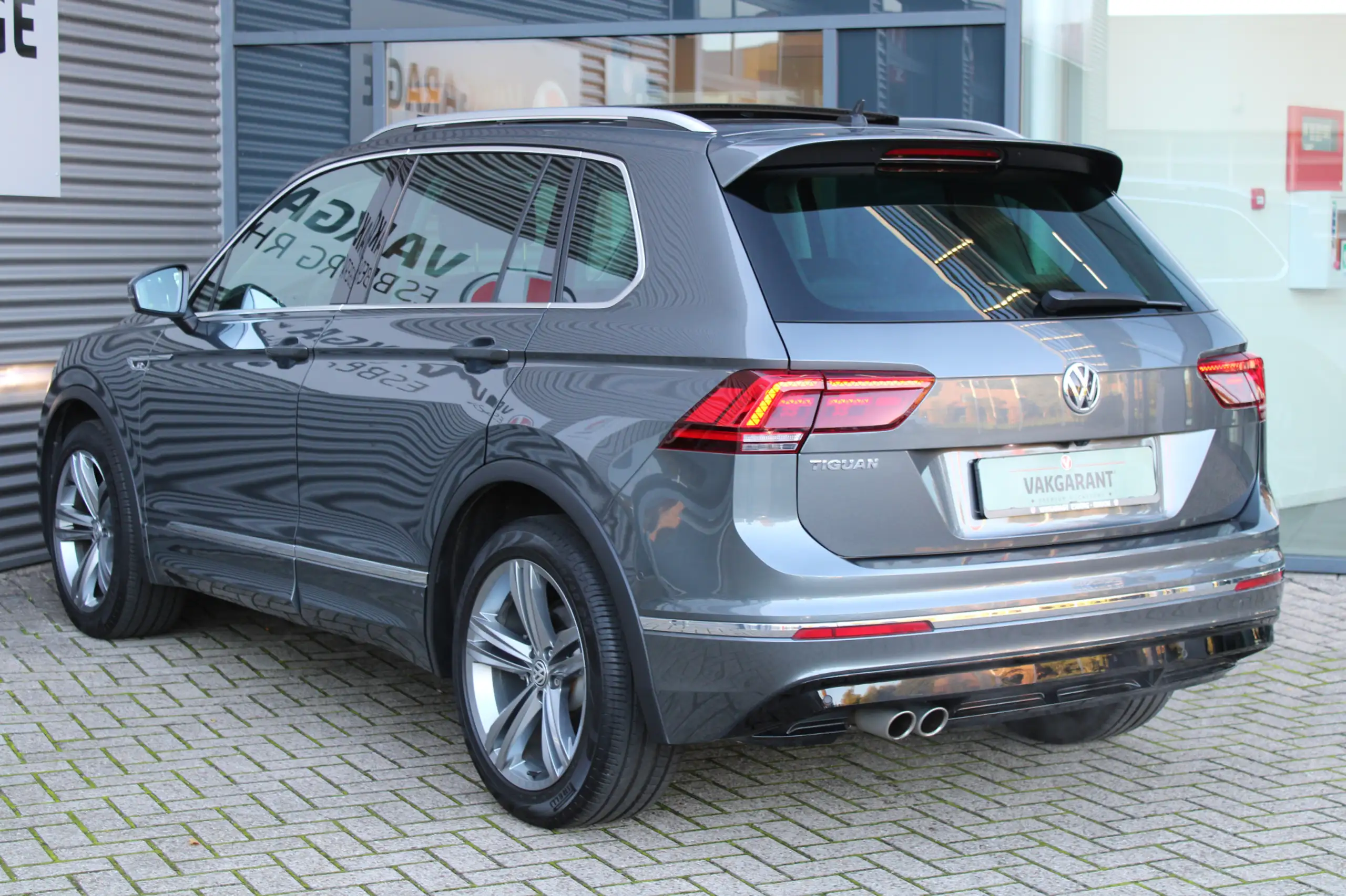 Volkswagen - Tiguan