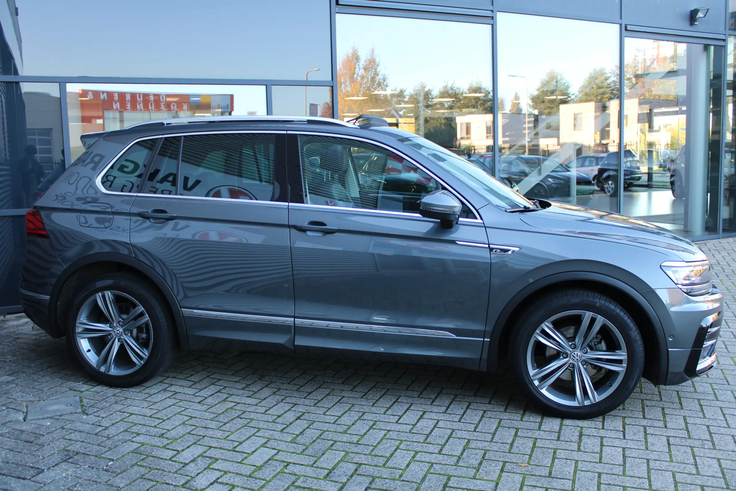 Volkswagen - Tiguan