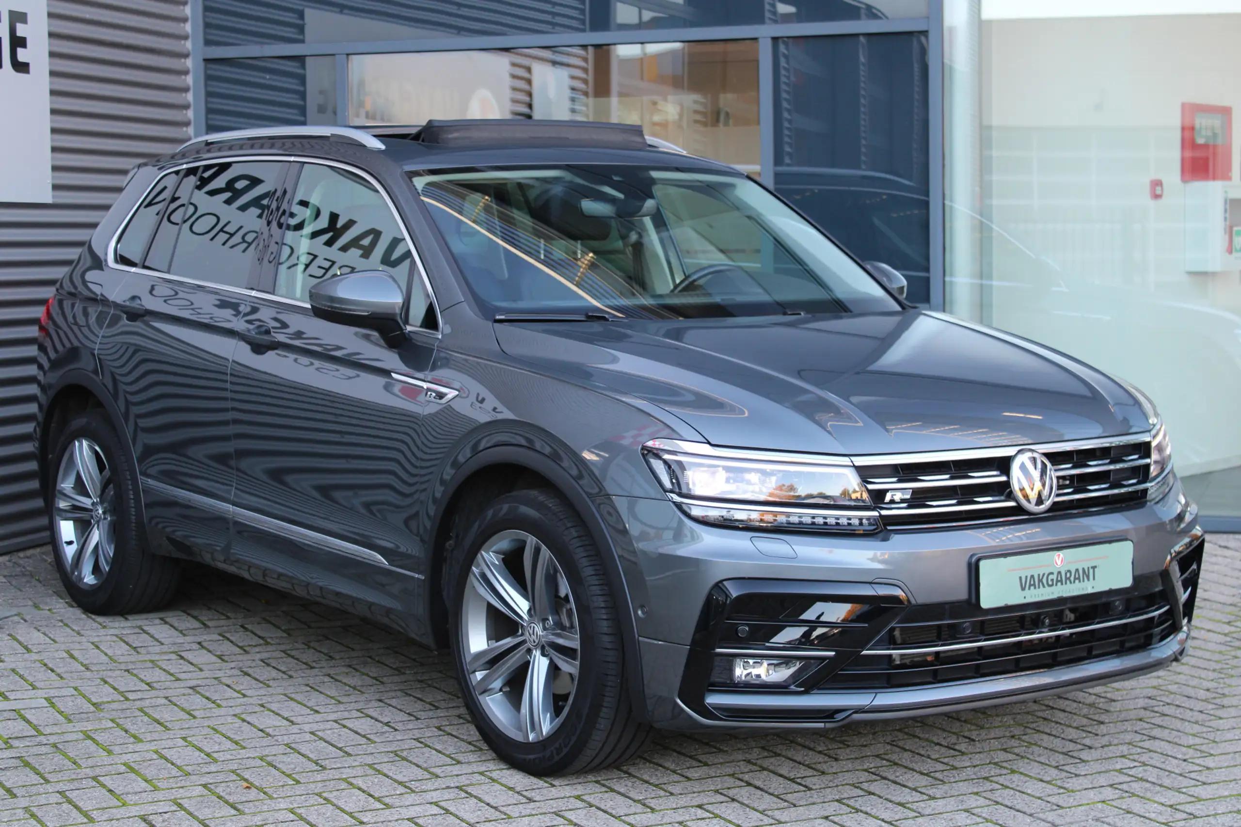 Volkswagen - Tiguan