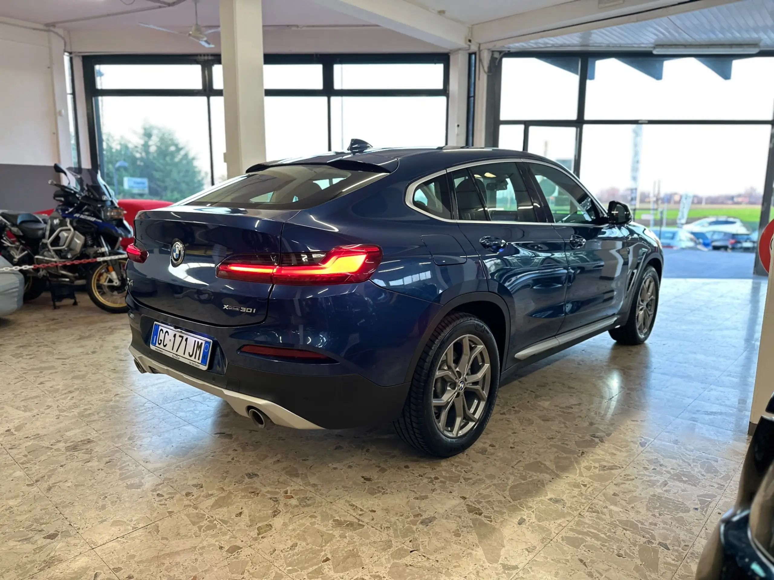 BMW - X4