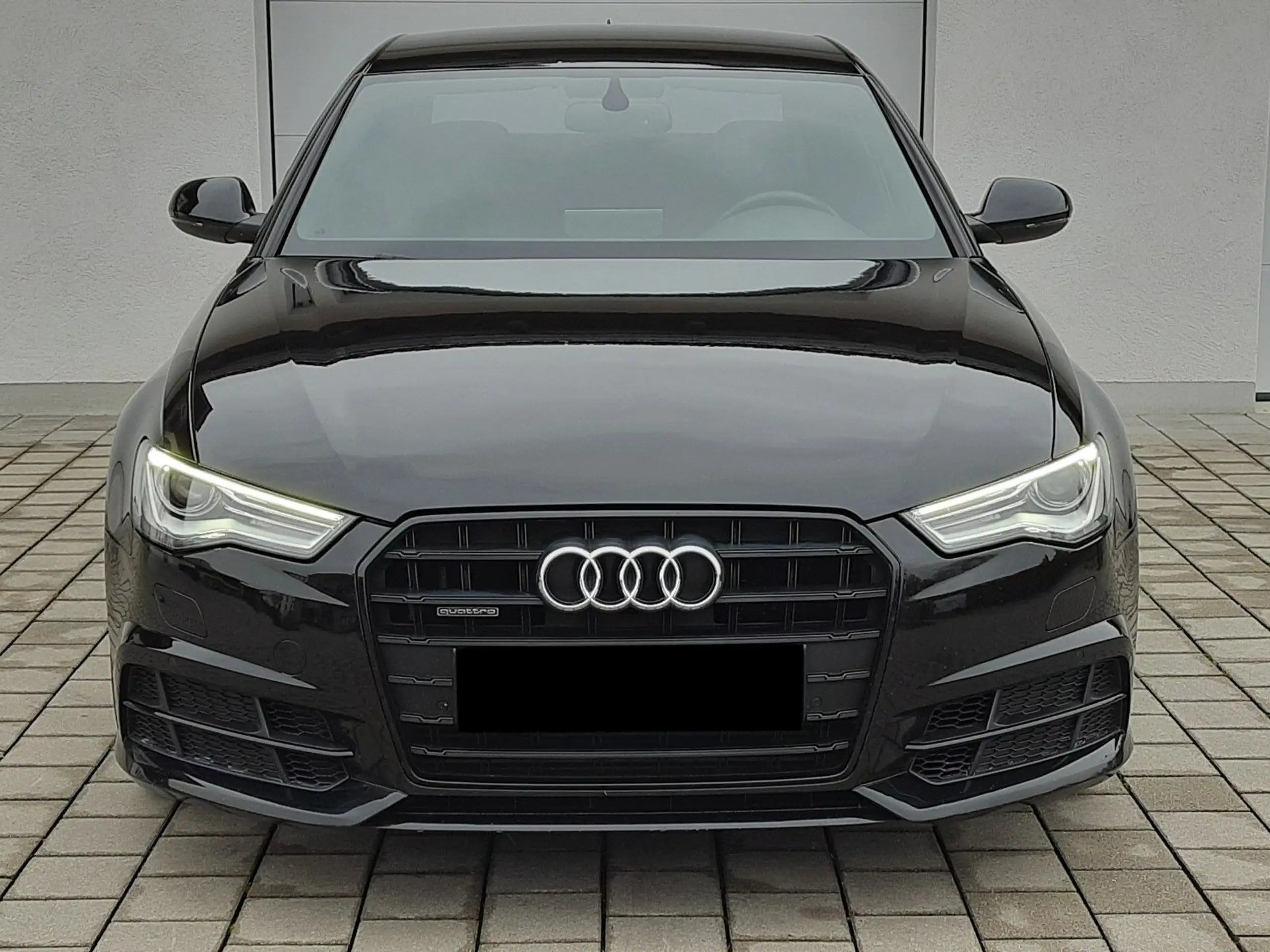 Audi - A6