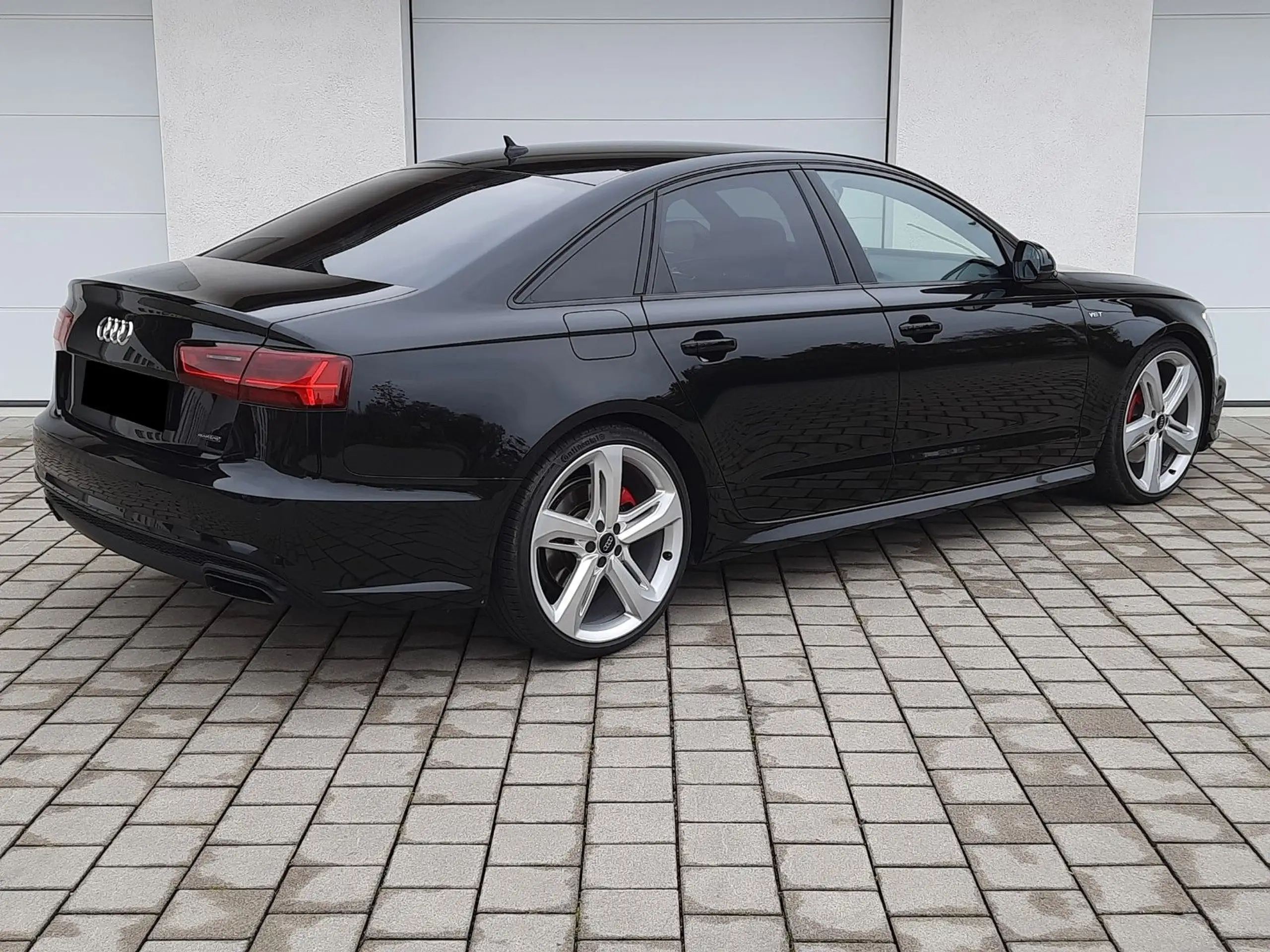 Audi - A6