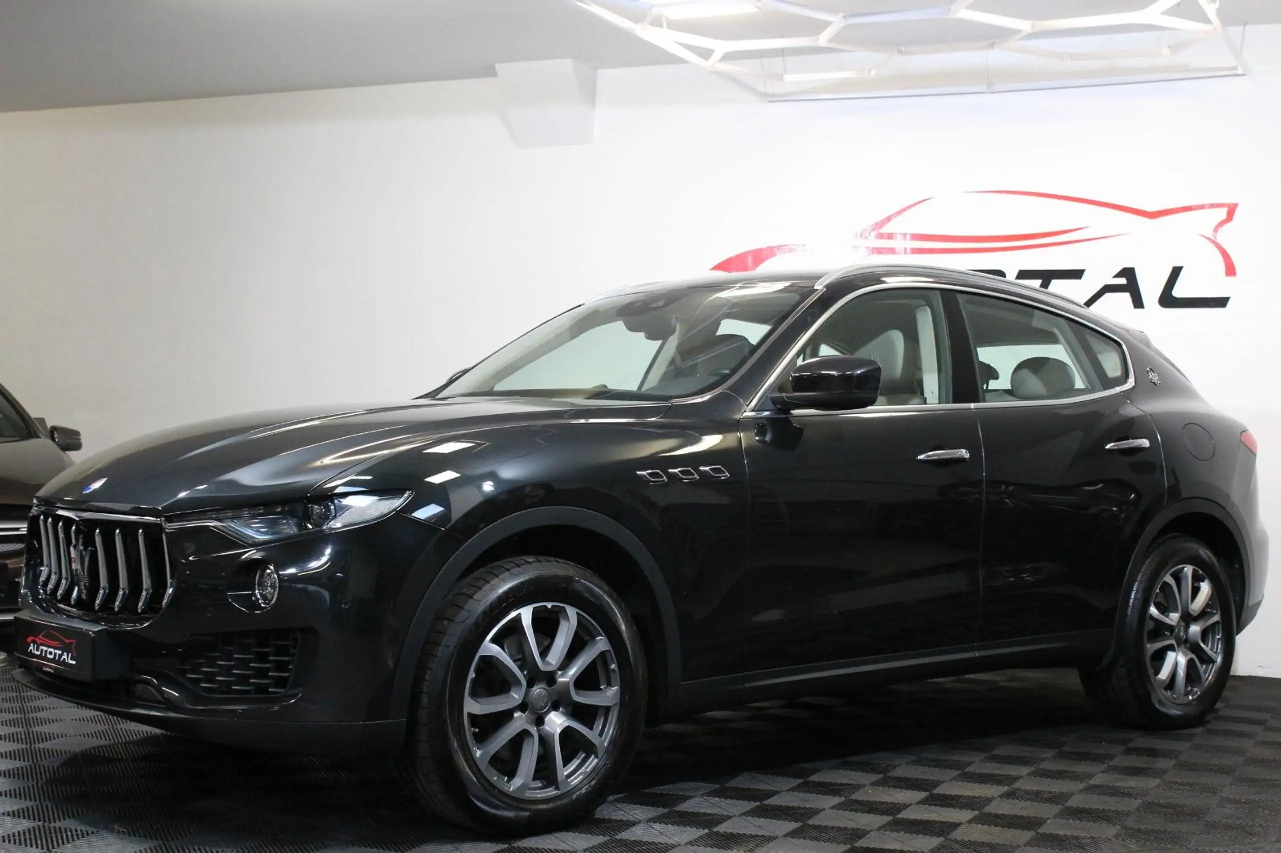 Maserati - Levante