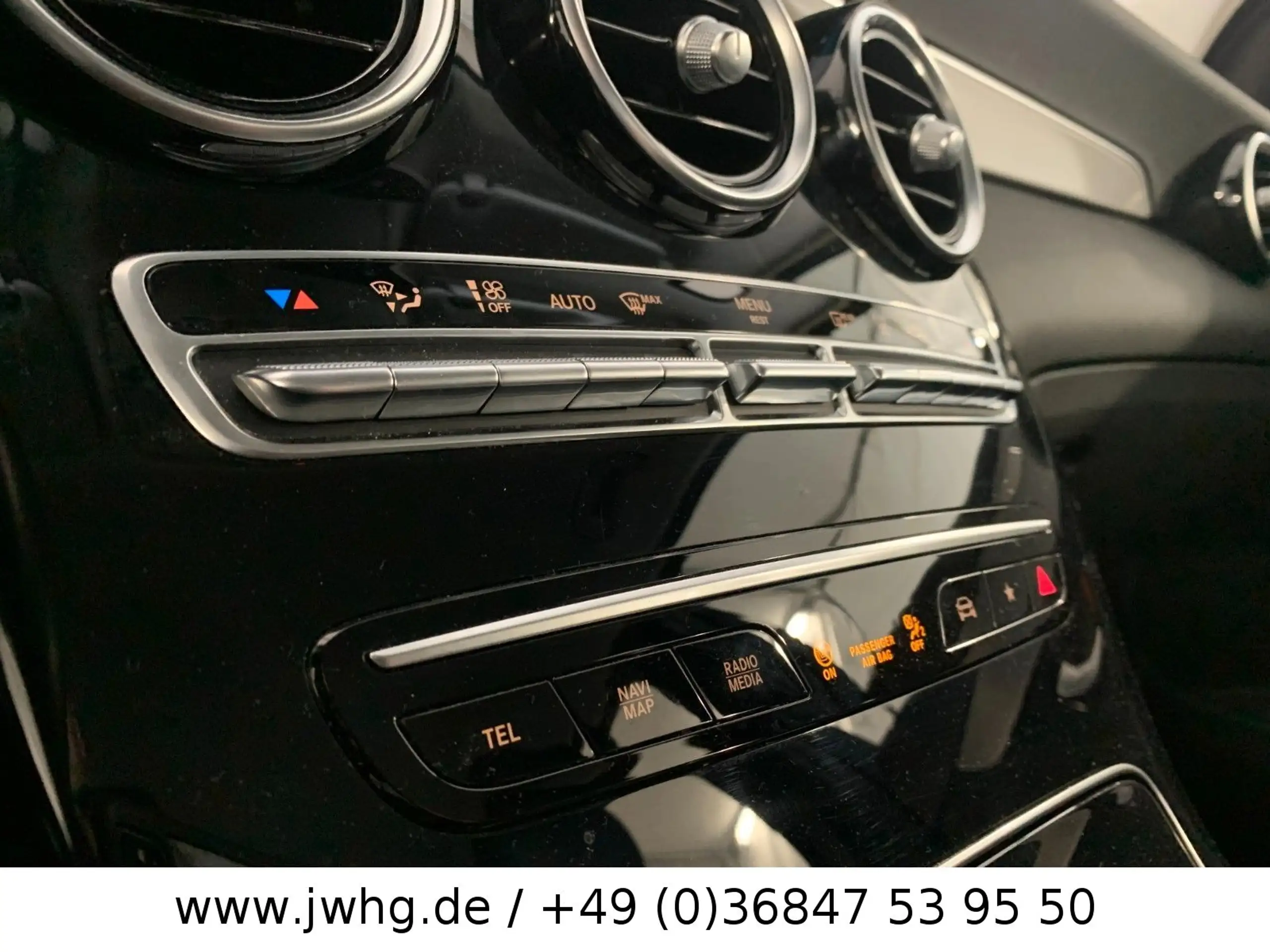 Mercedes-Benz - GLC 300