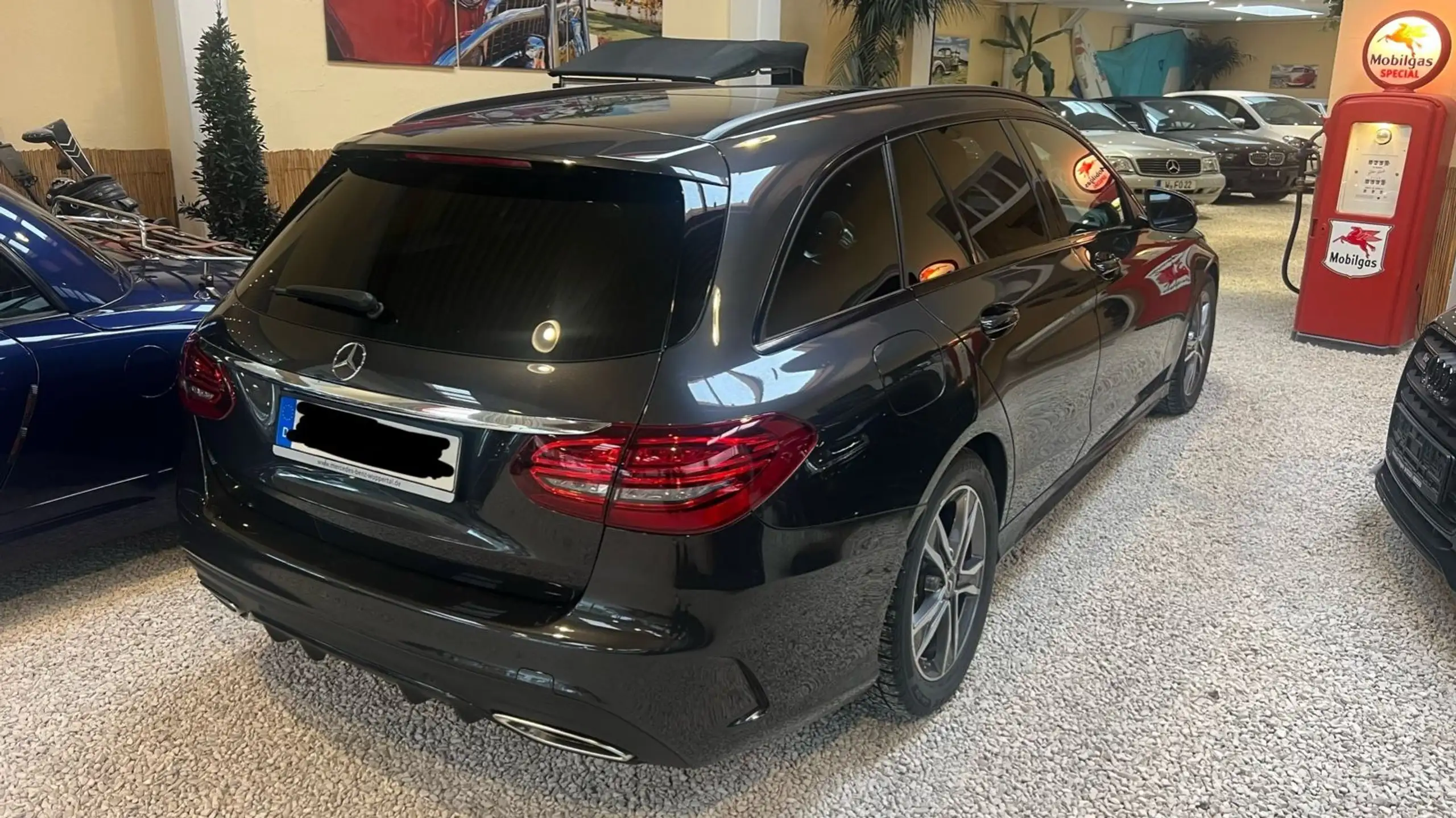 Mercedes-Benz - C 300