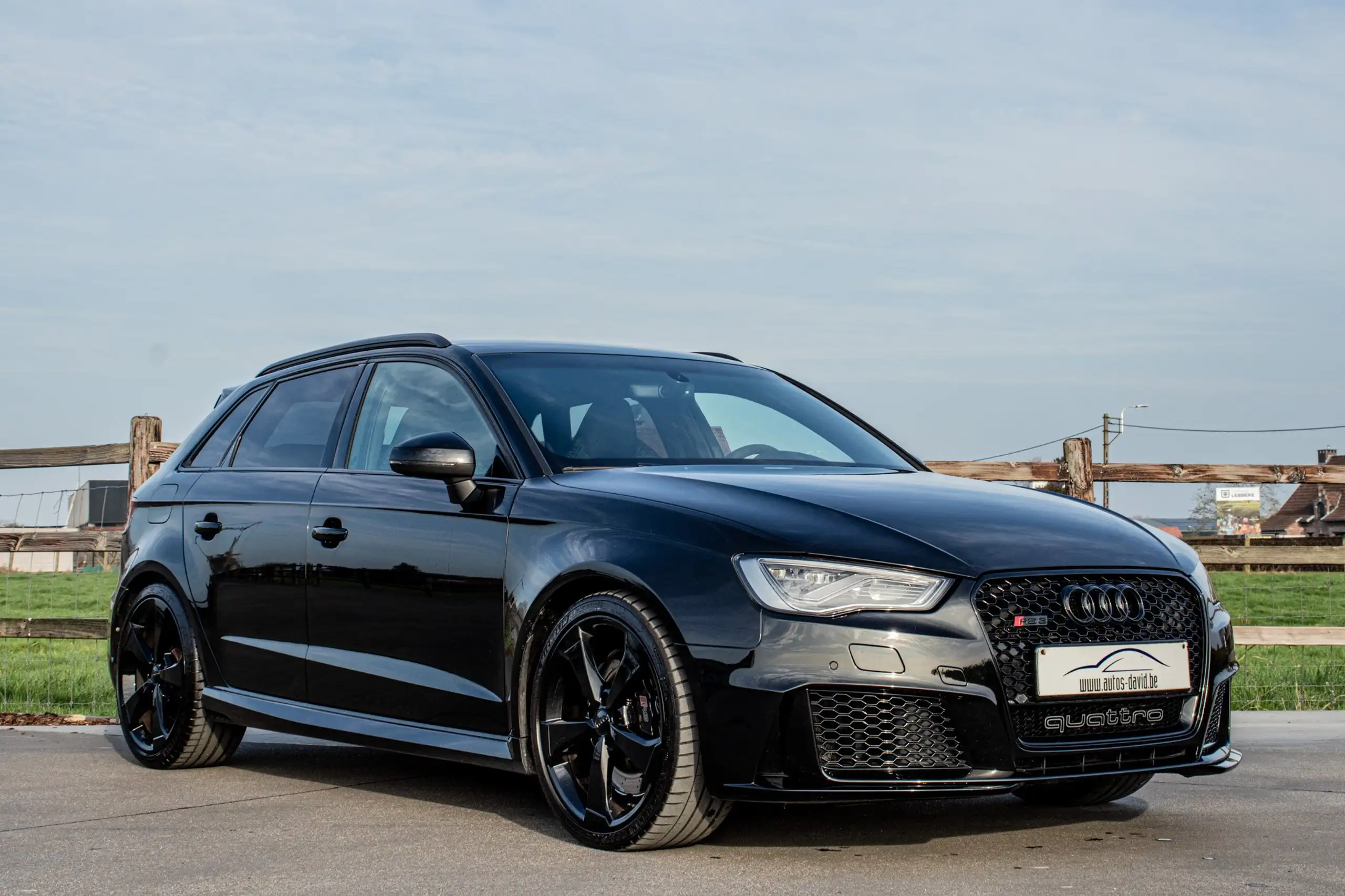 Audi - RS3