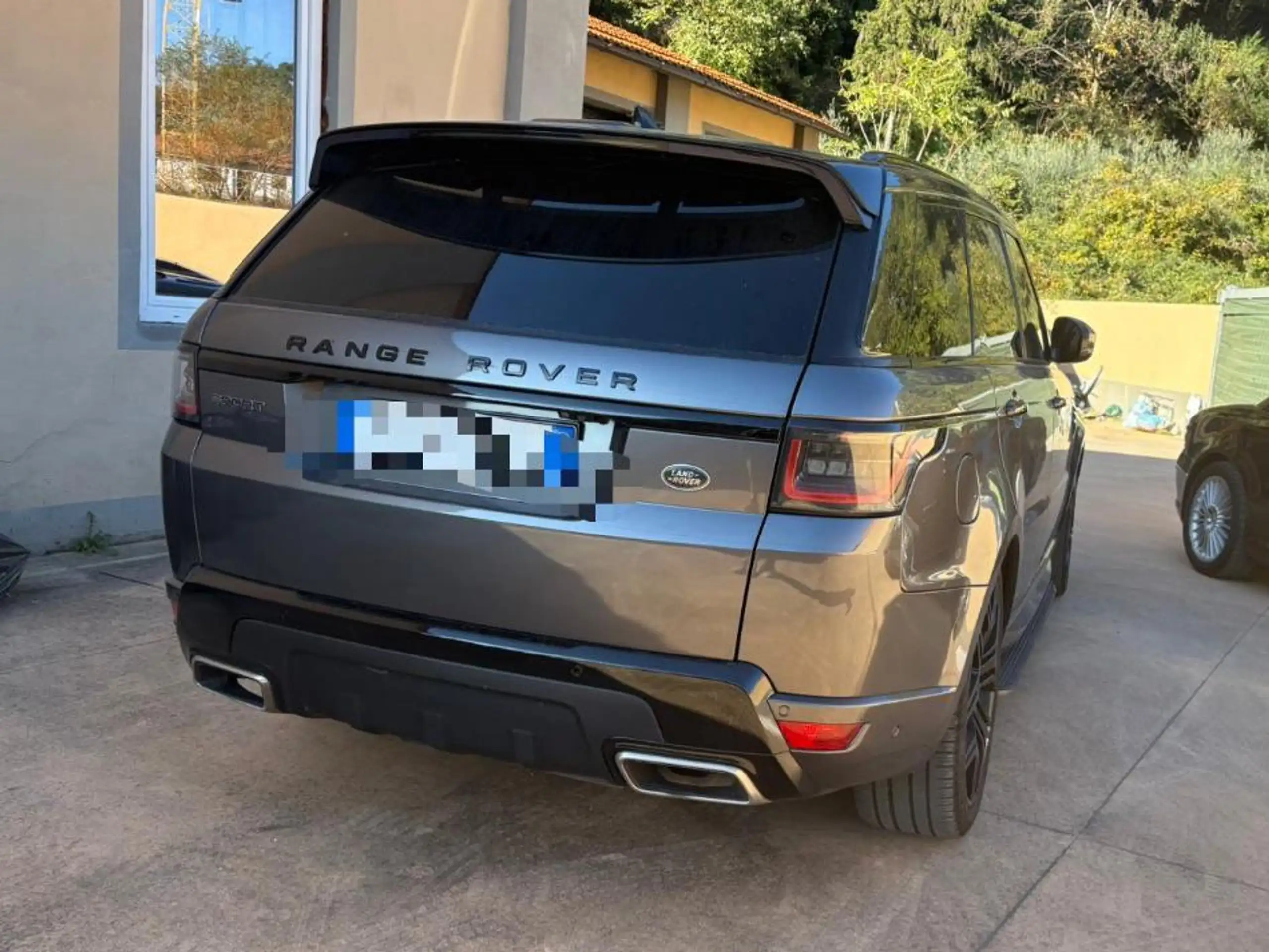 Land Rover - Range Rover Sport