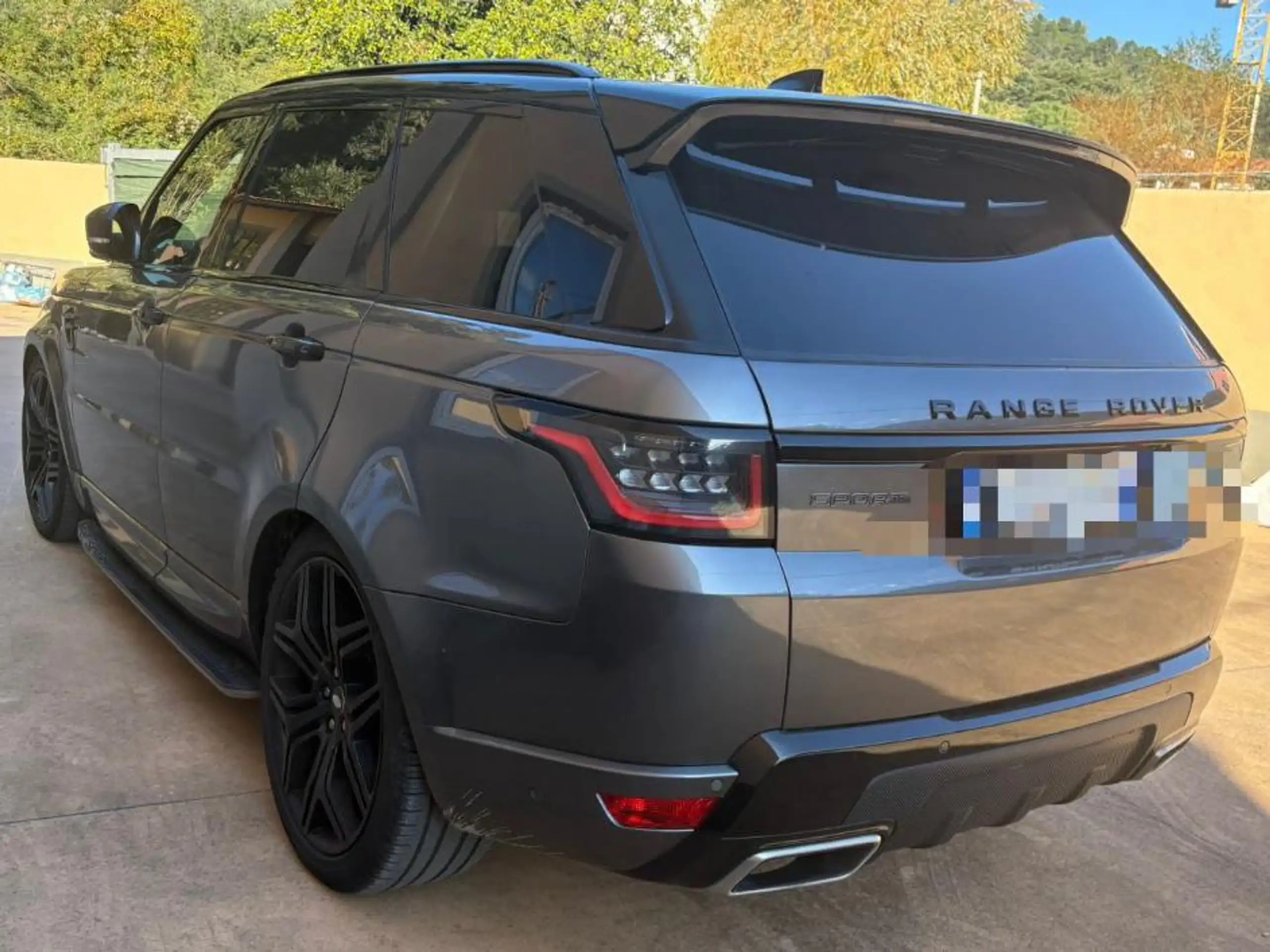 Land Rover - Range Rover Sport