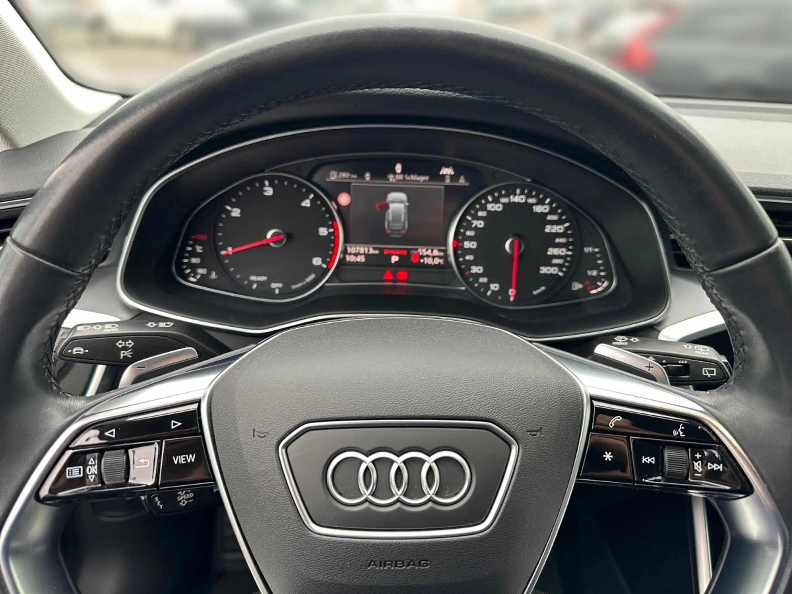 Audi - A6