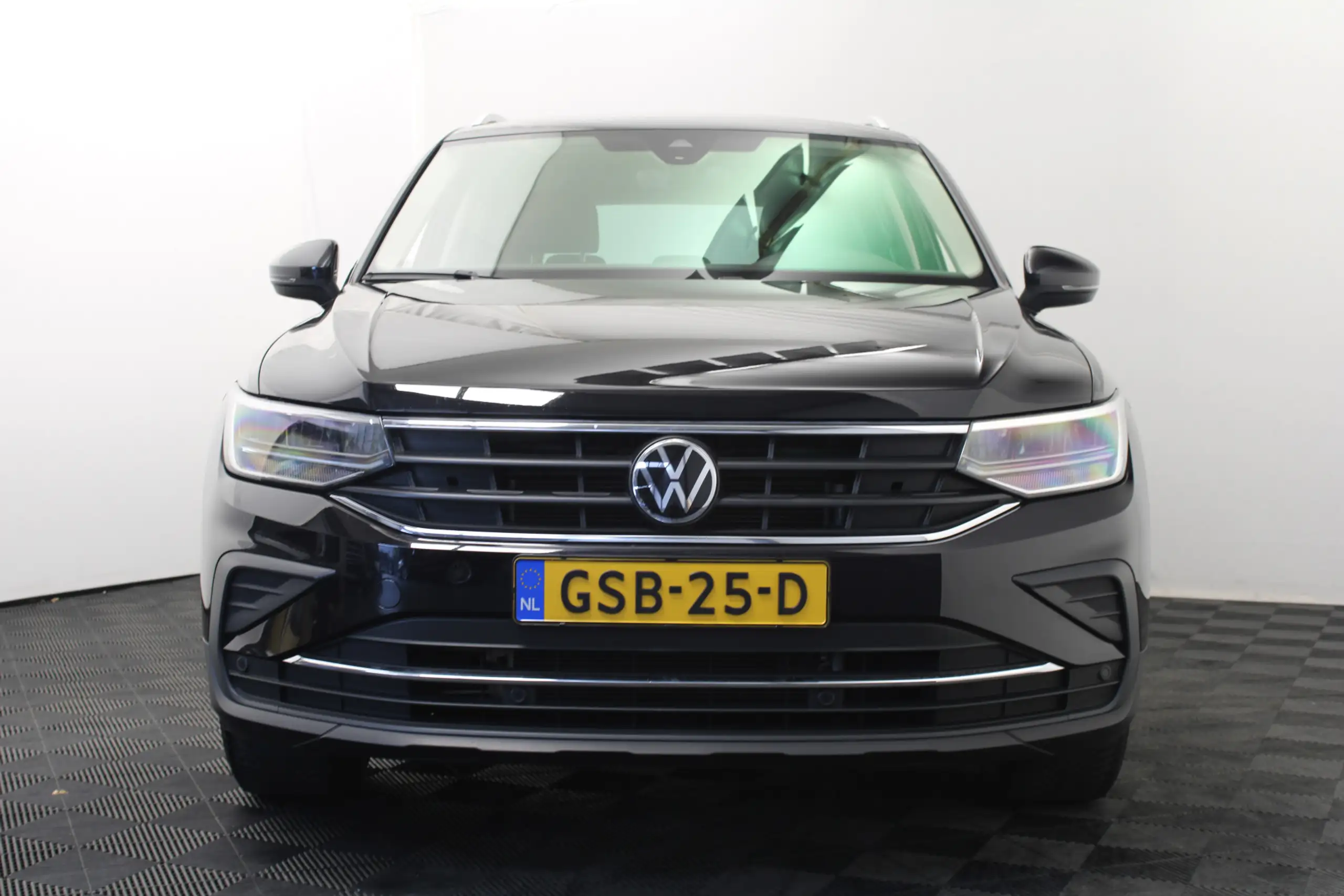 Volkswagen - Tiguan