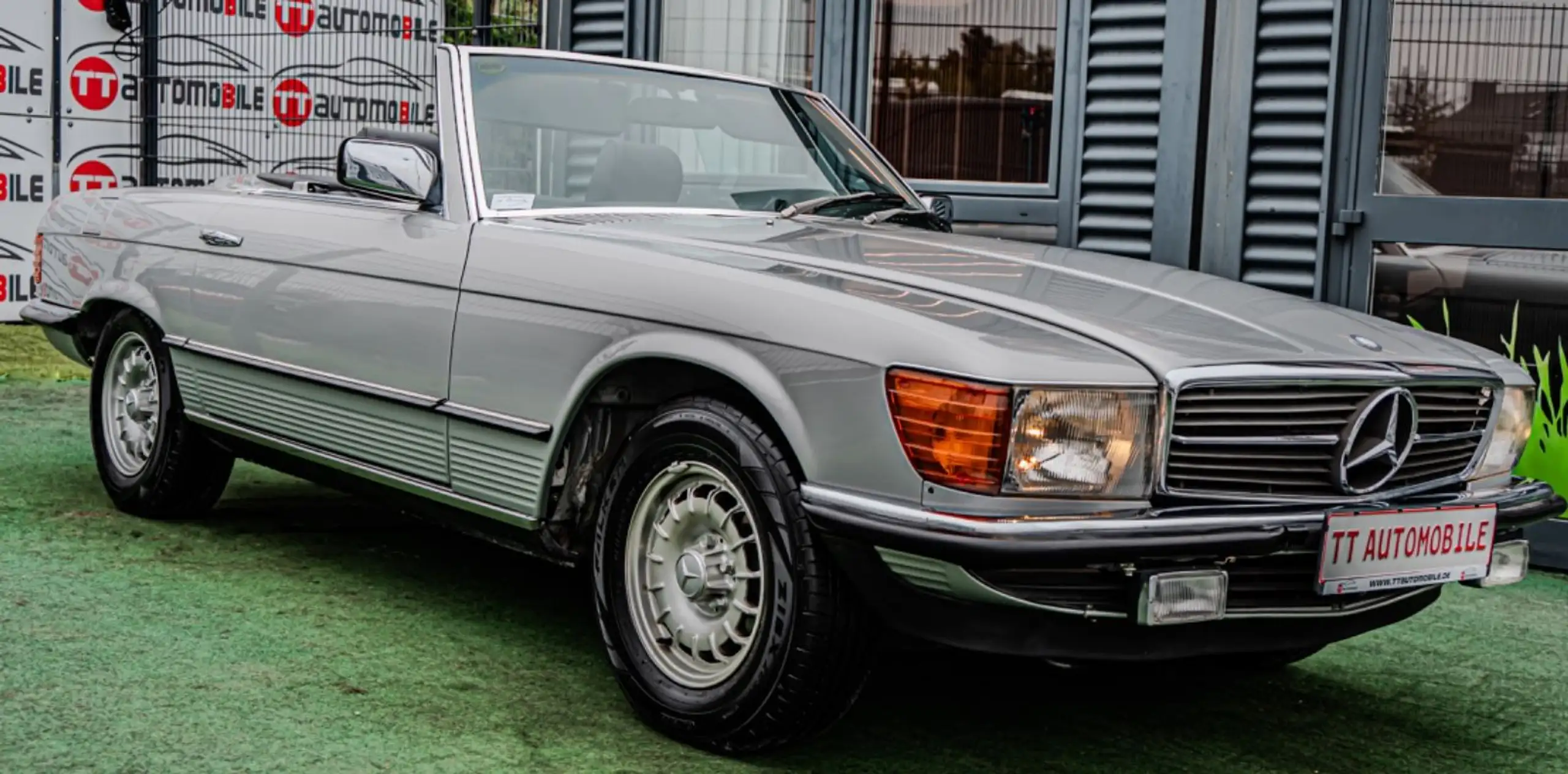 Mercedes-Benz - SL 280