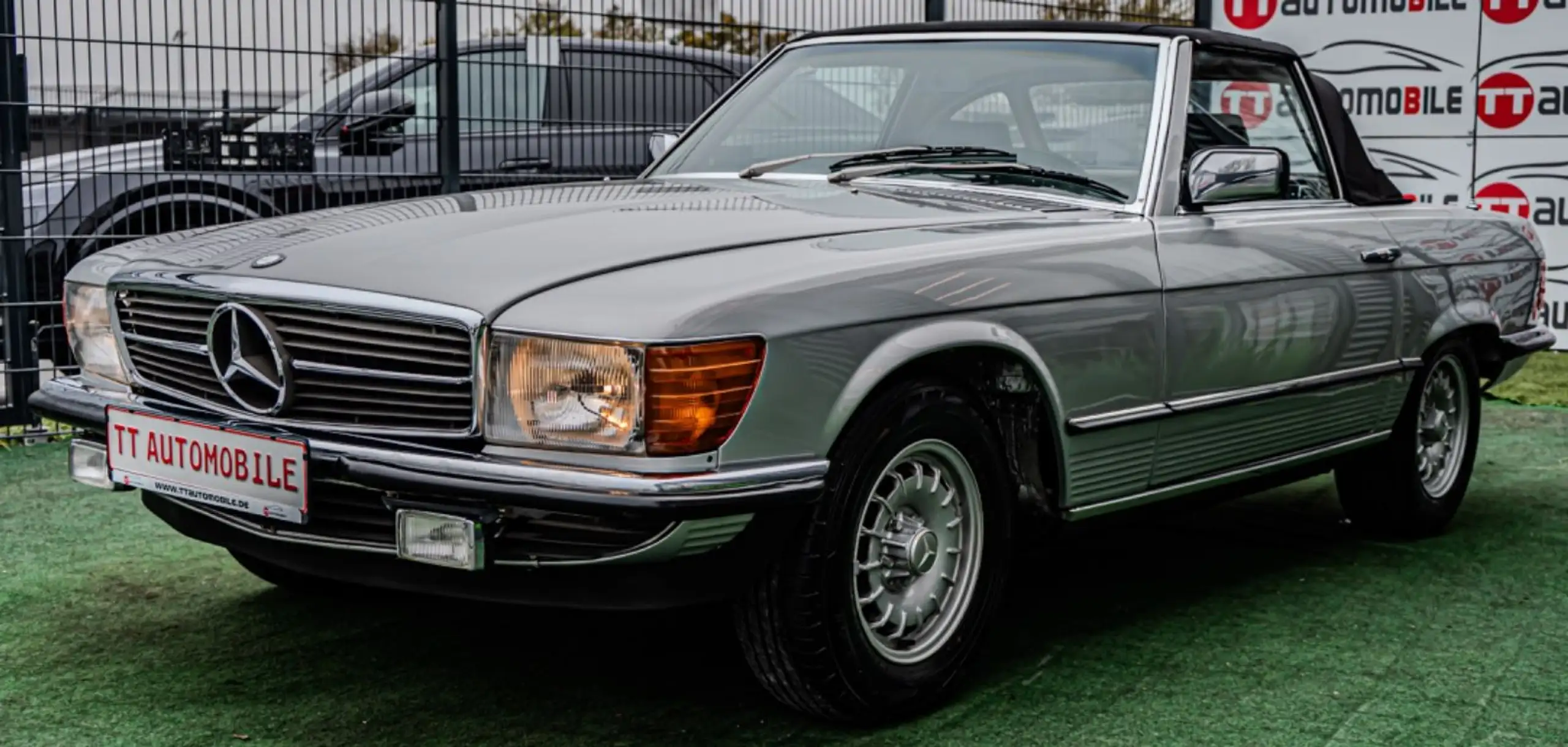 Mercedes-Benz - SL 280