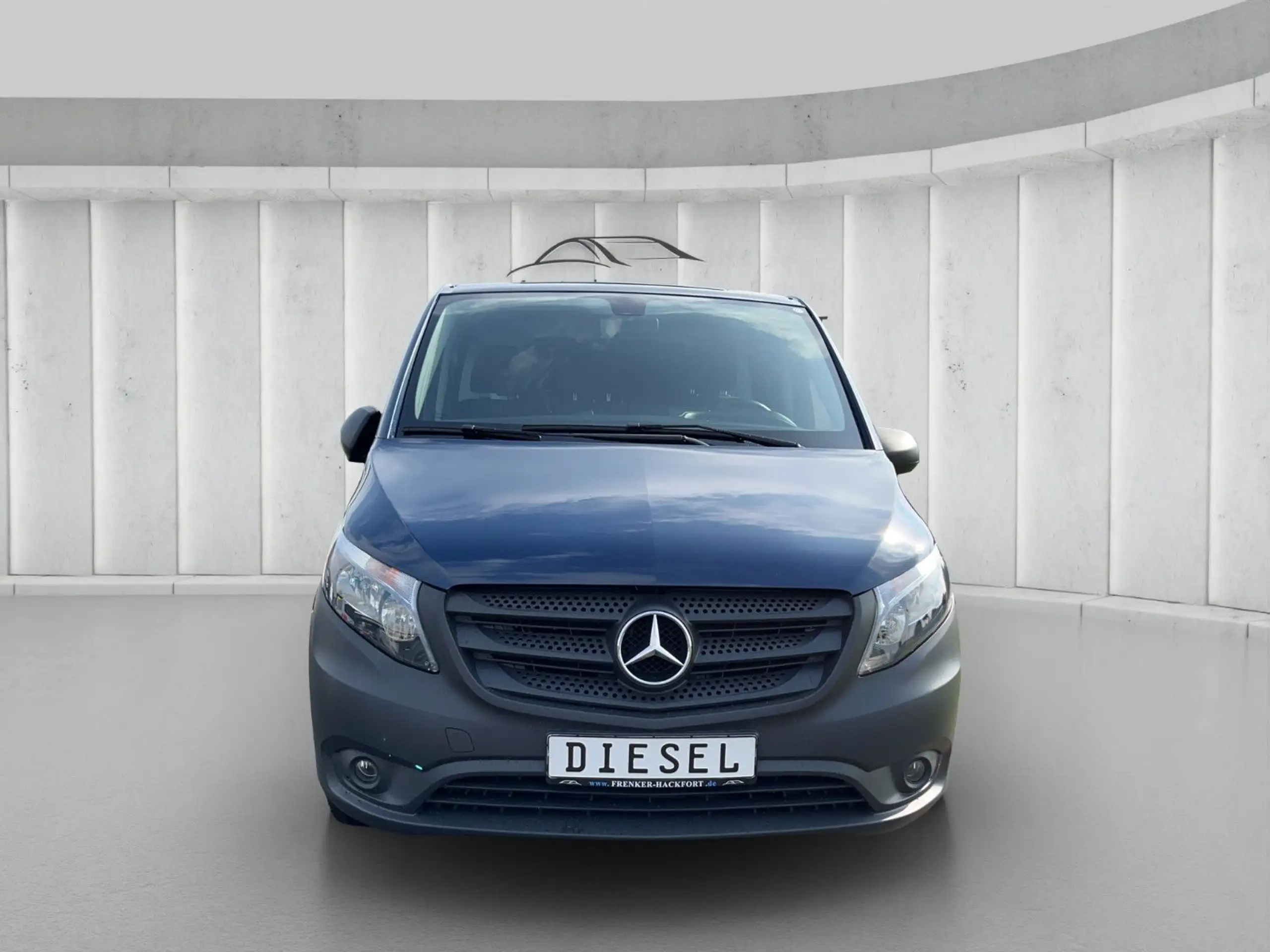 Mercedes-Benz - Vito