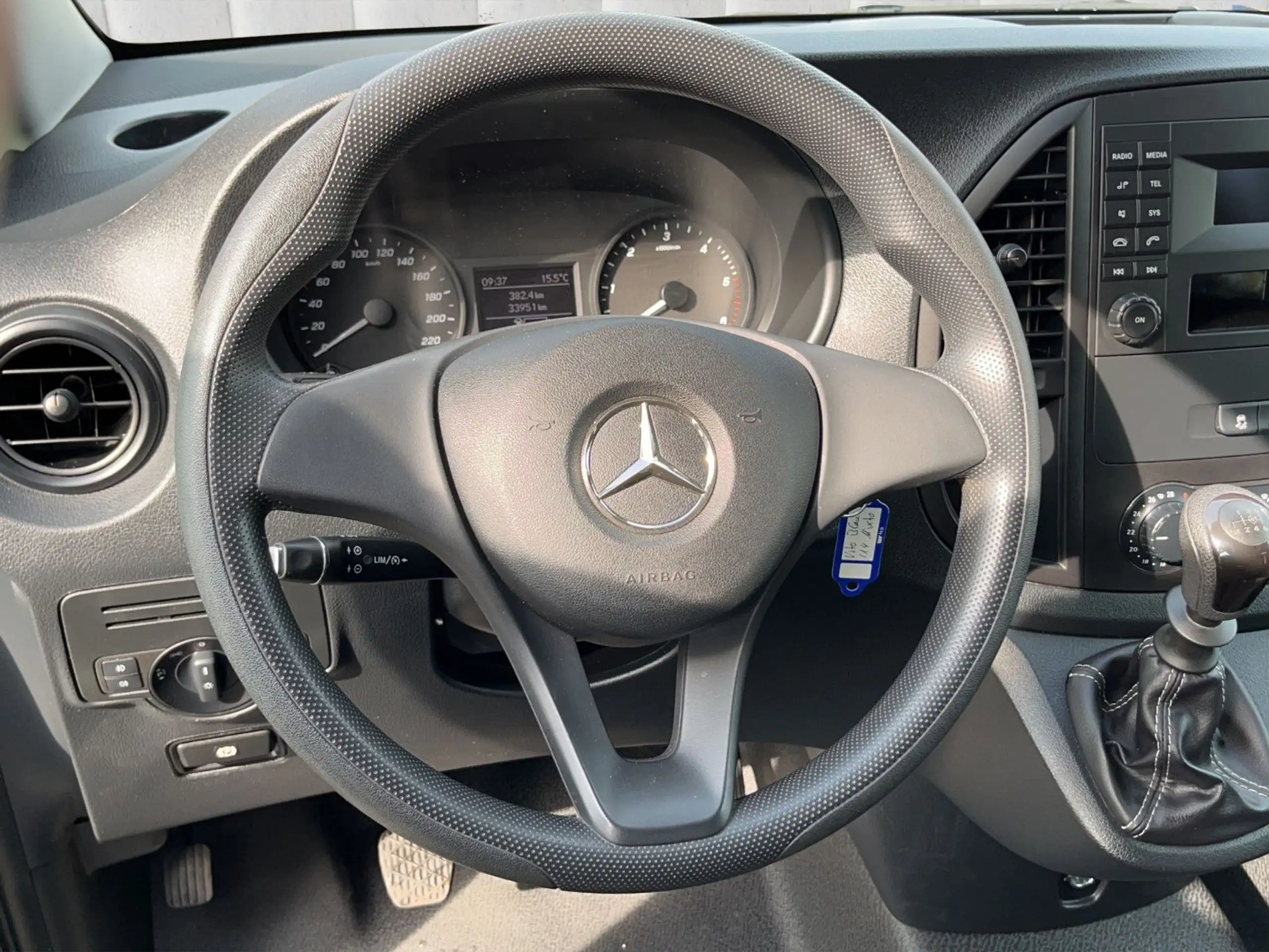 Mercedes-Benz - Vito