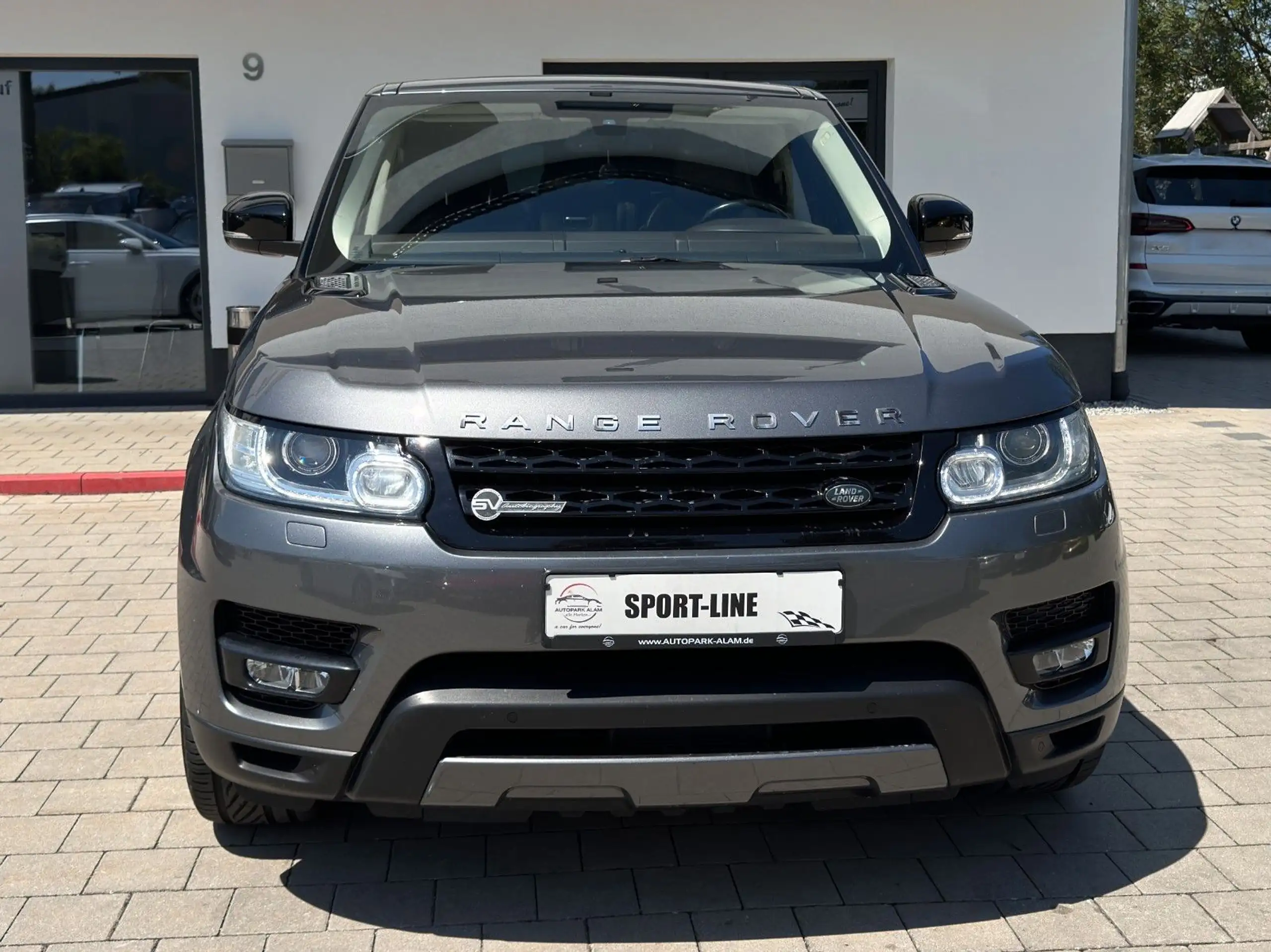 Land Rover - Range Rover Sport