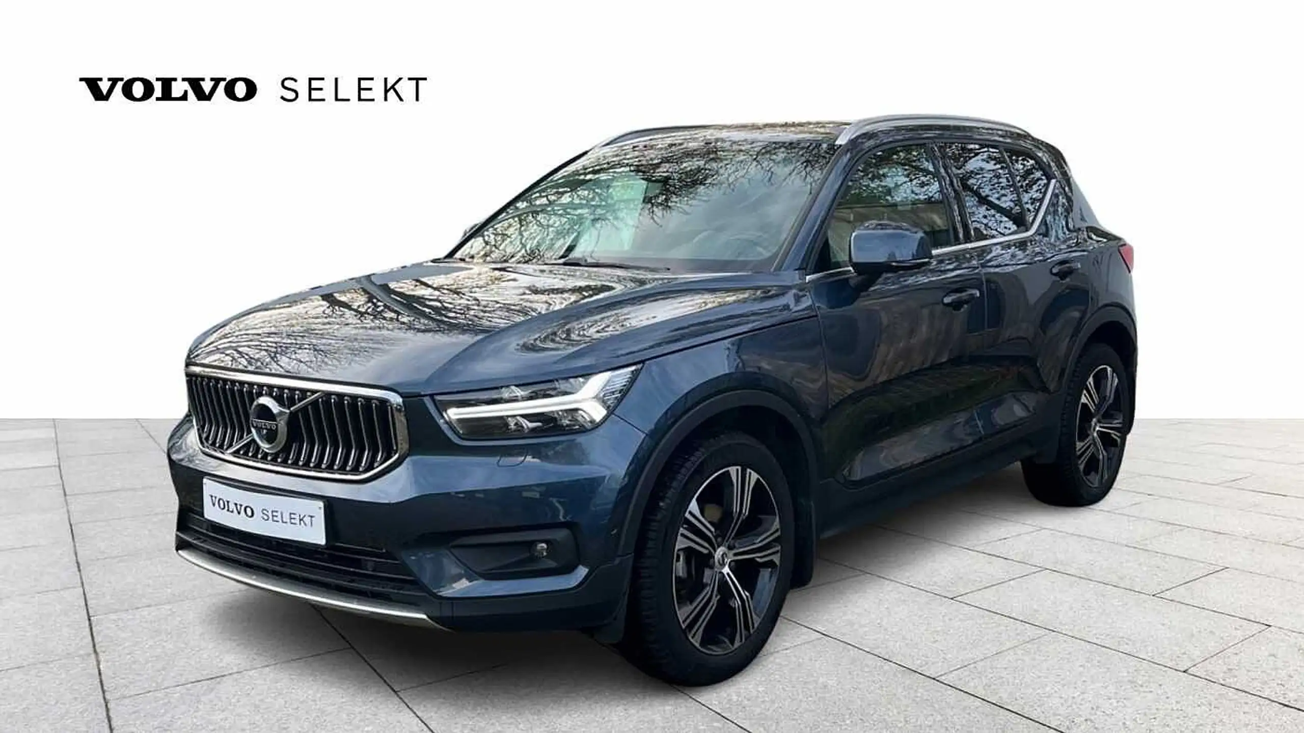 Volvo - XC40