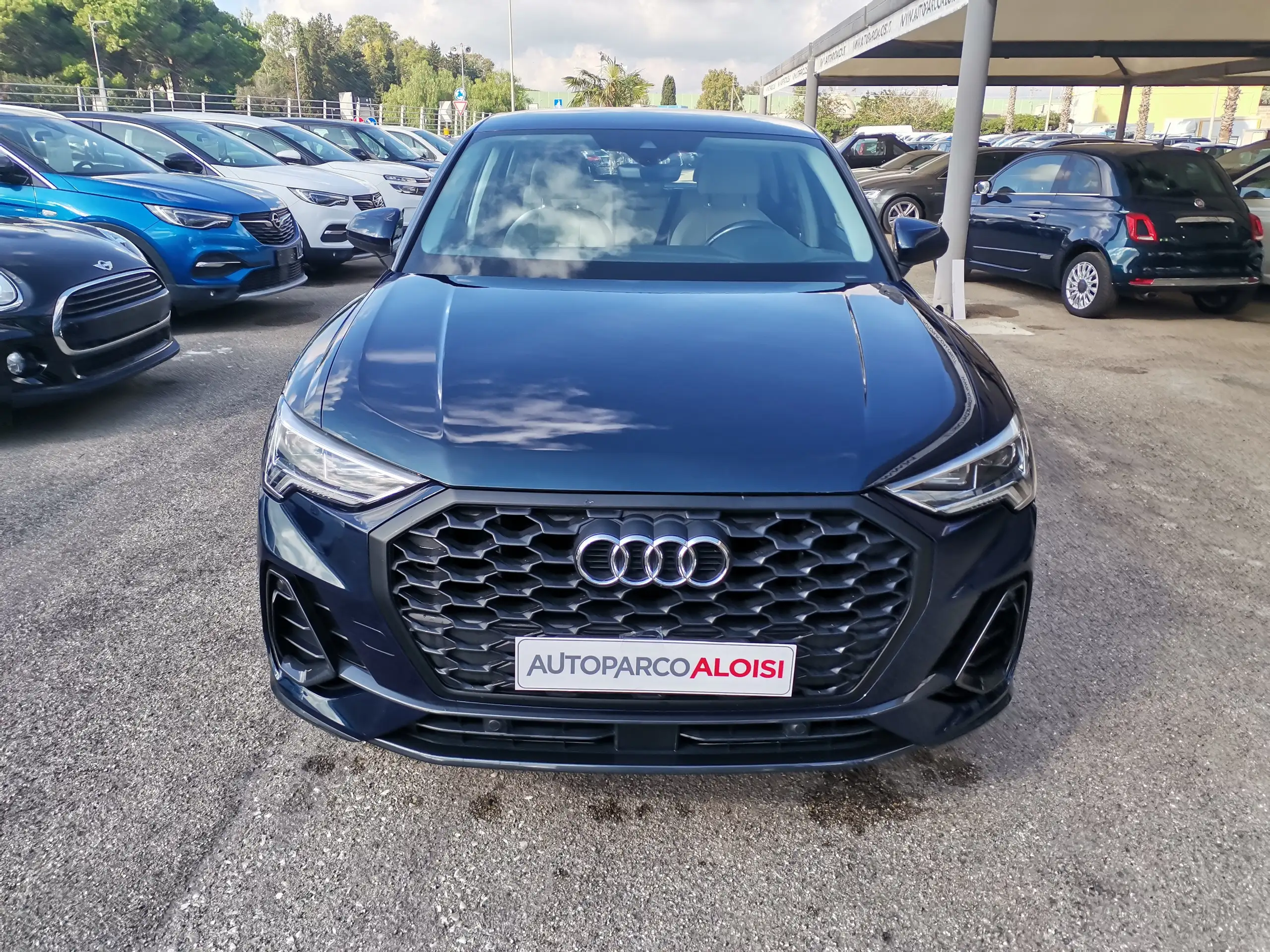 Audi - Q3