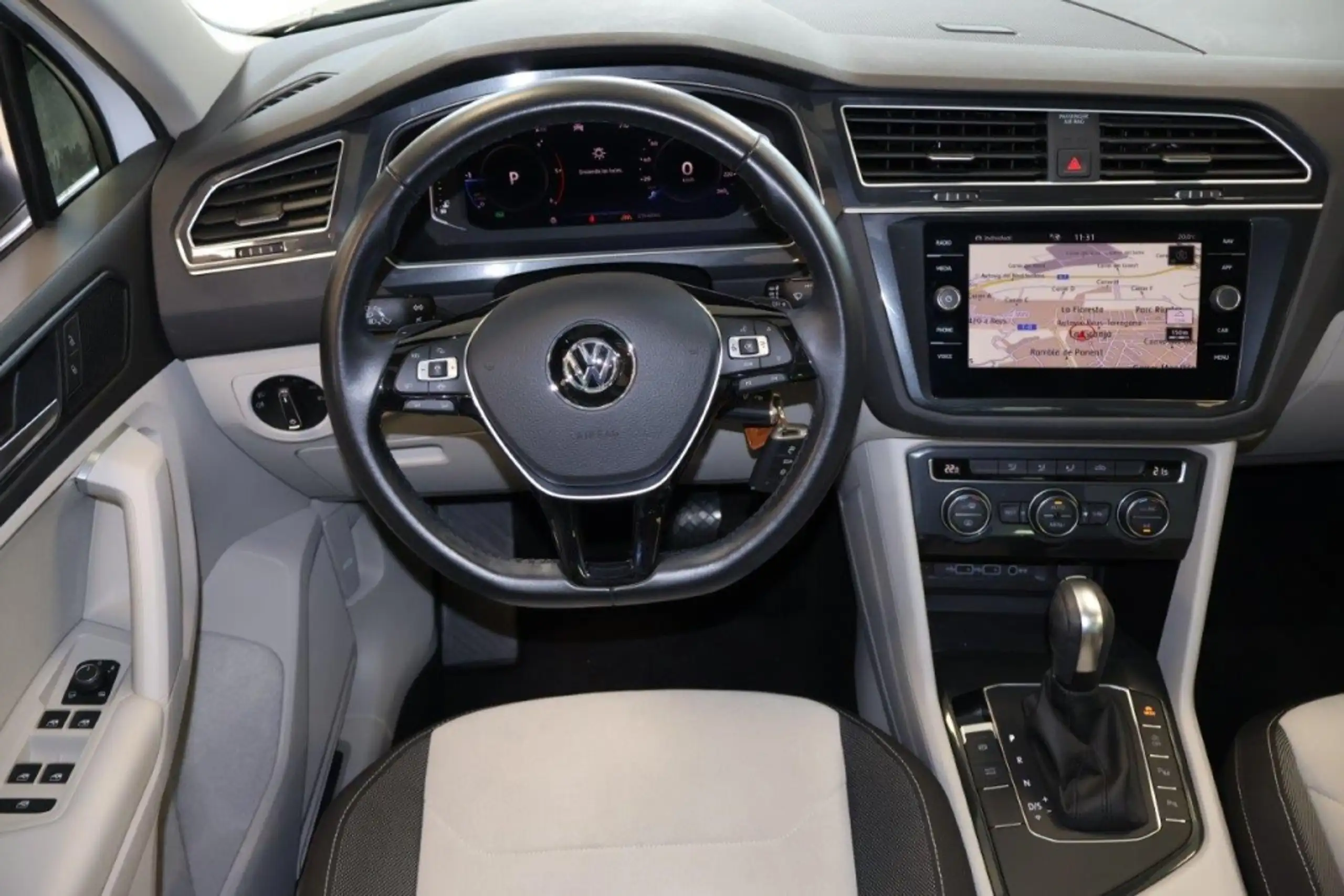 Volkswagen - Tiguan