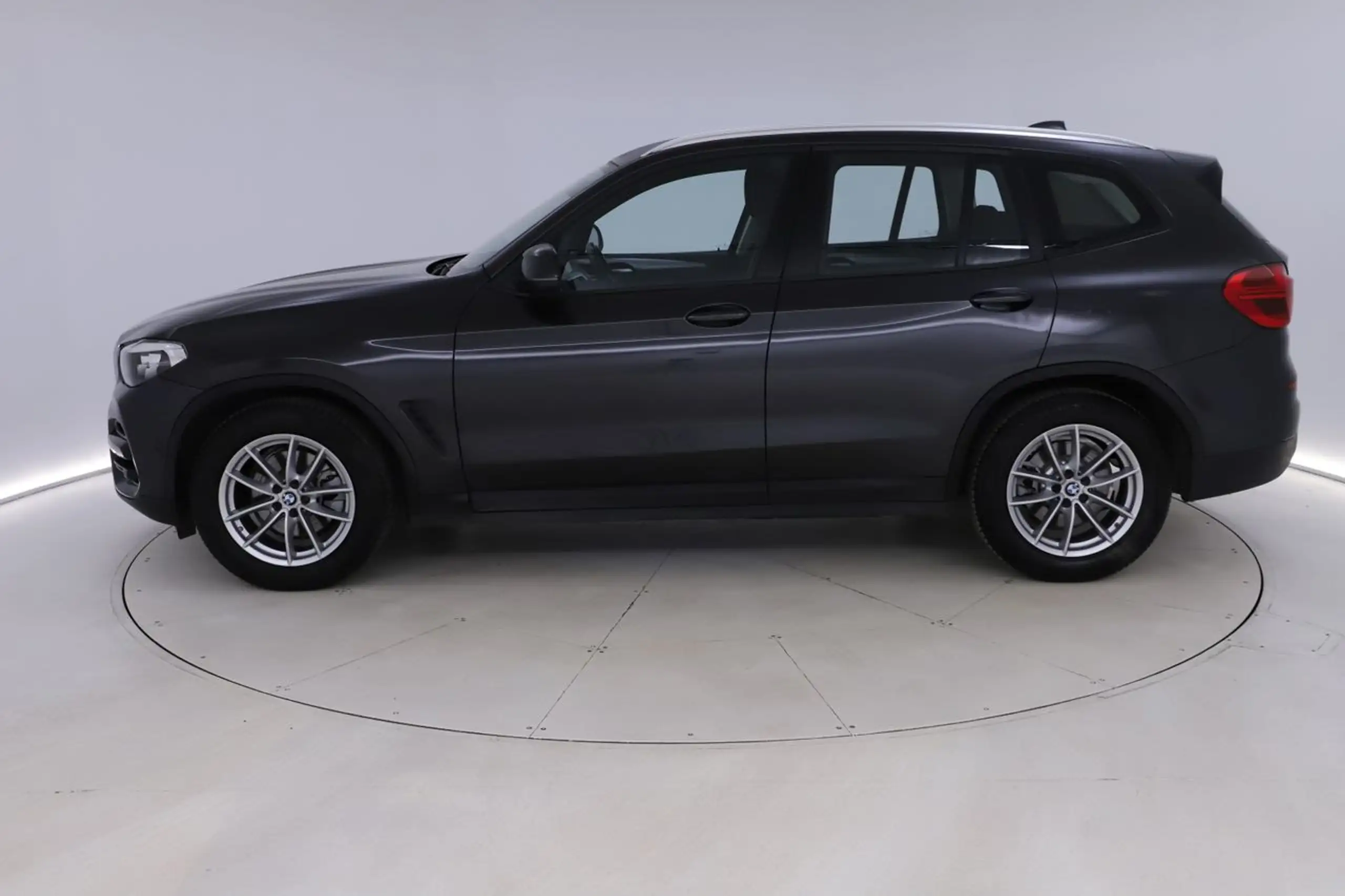 BMW - X3