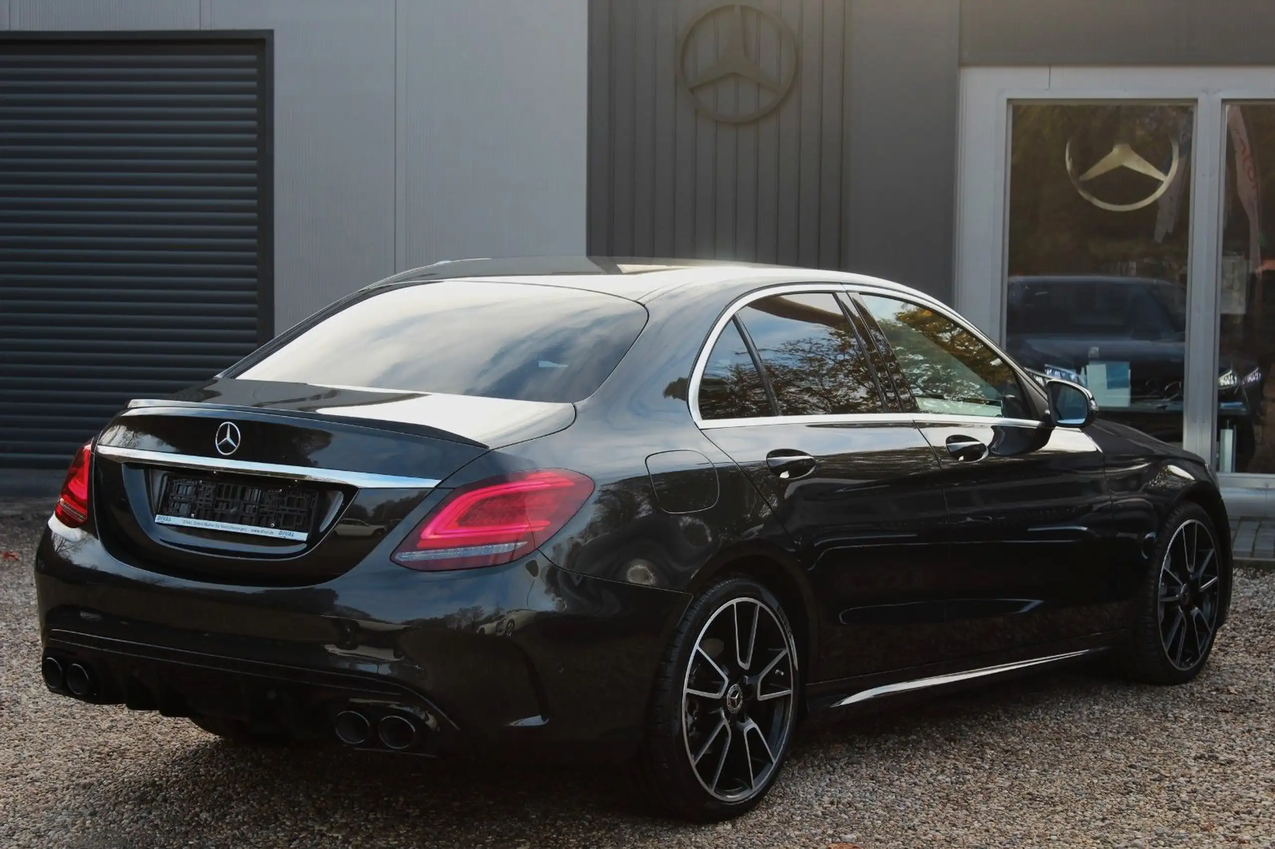 Mercedes-Benz - C 300