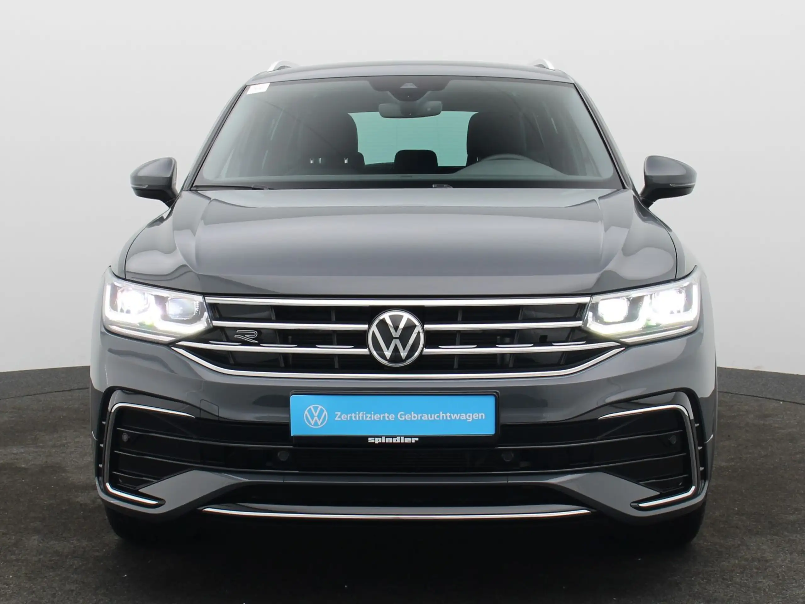 Volkswagen - Tiguan