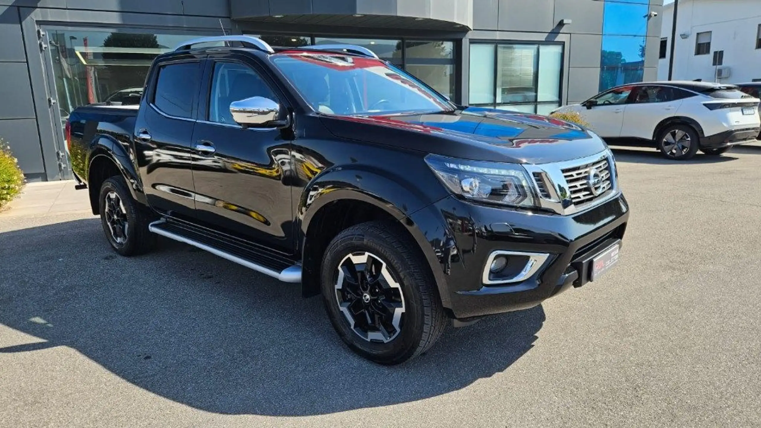 Nissan - Navara