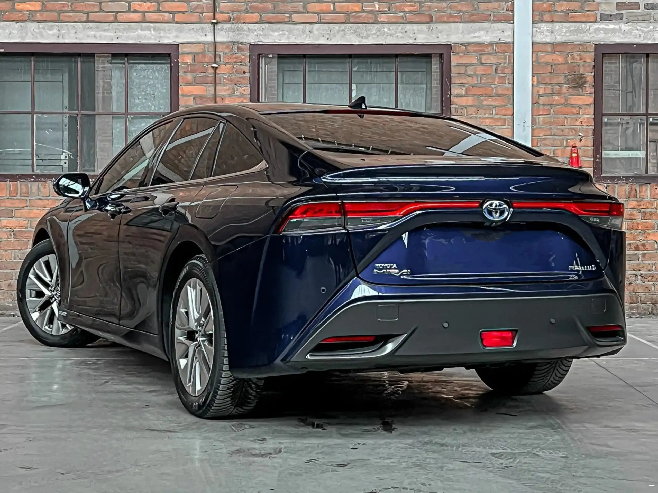 Toyota - Mirai