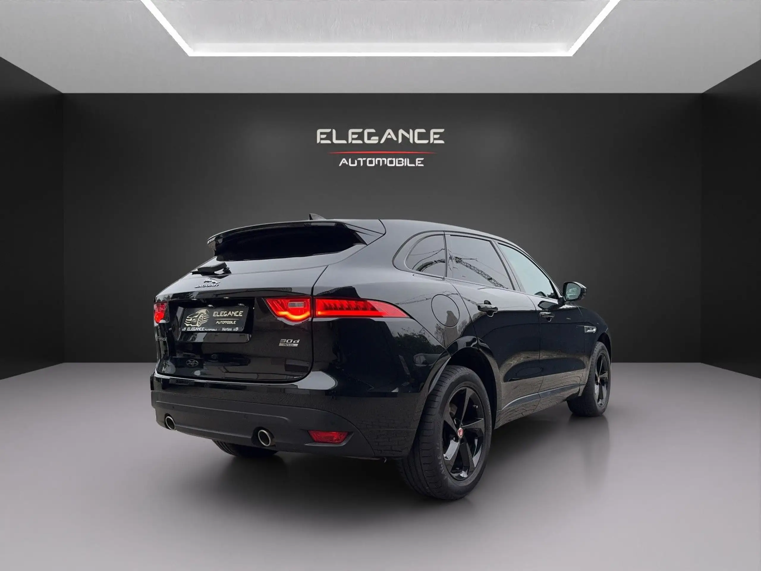 Jaguar - F-Pace