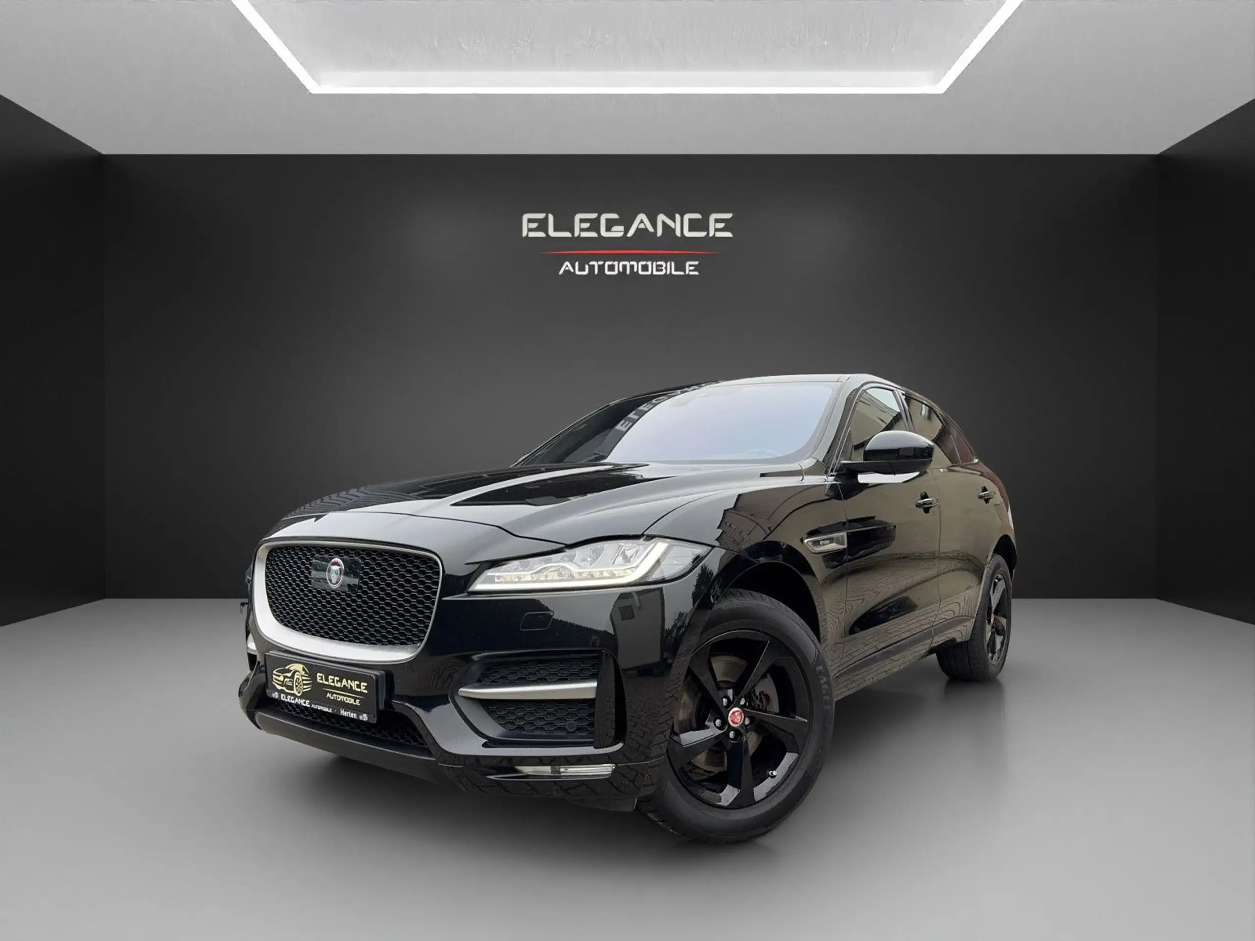 Jaguar - F-Pace