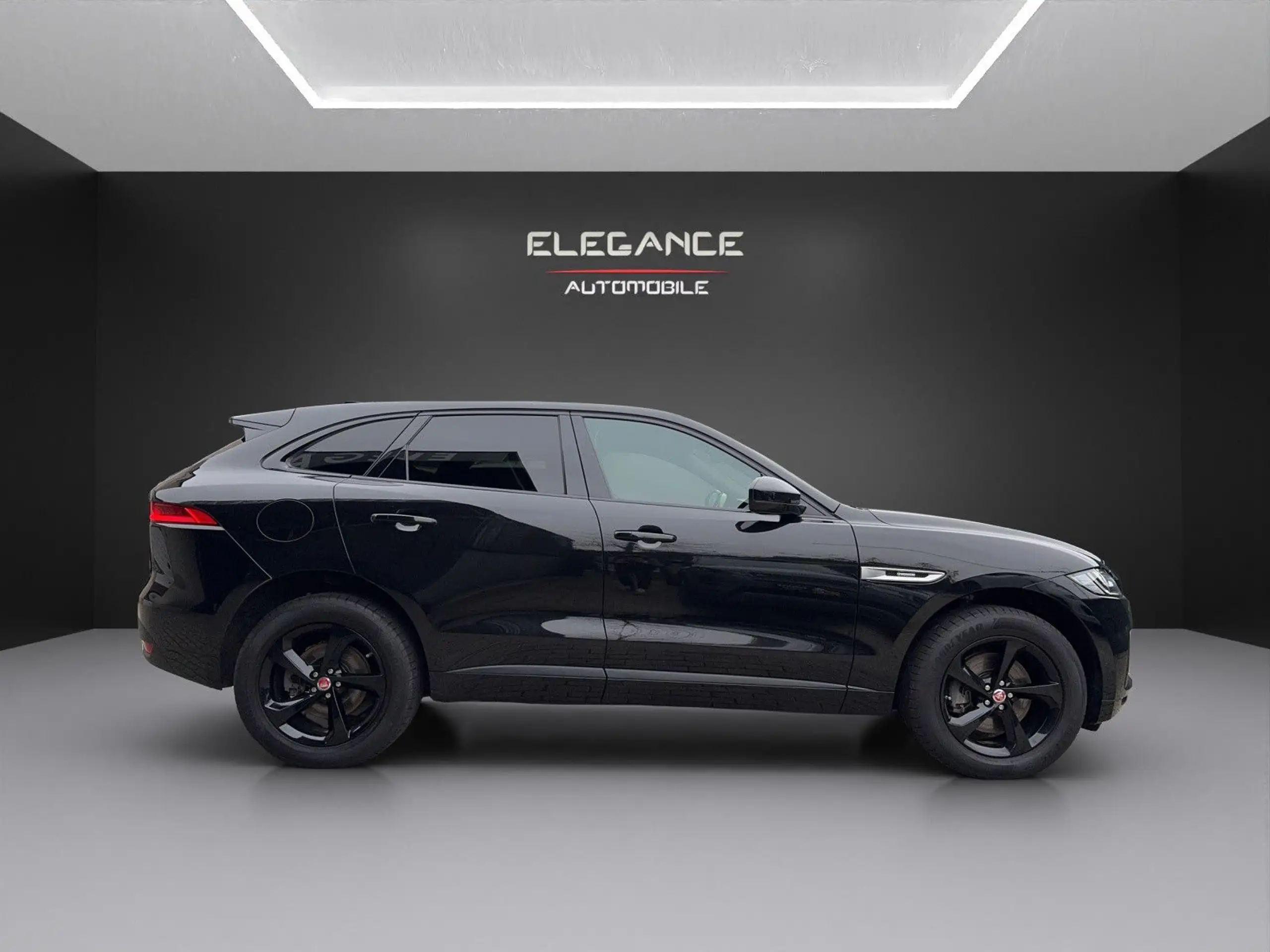 Jaguar - F-Pace