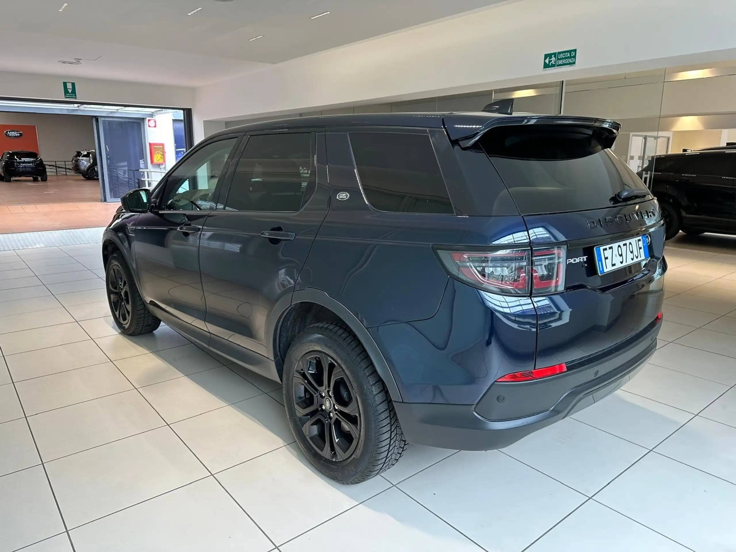 Land Rover - Discovery Sport