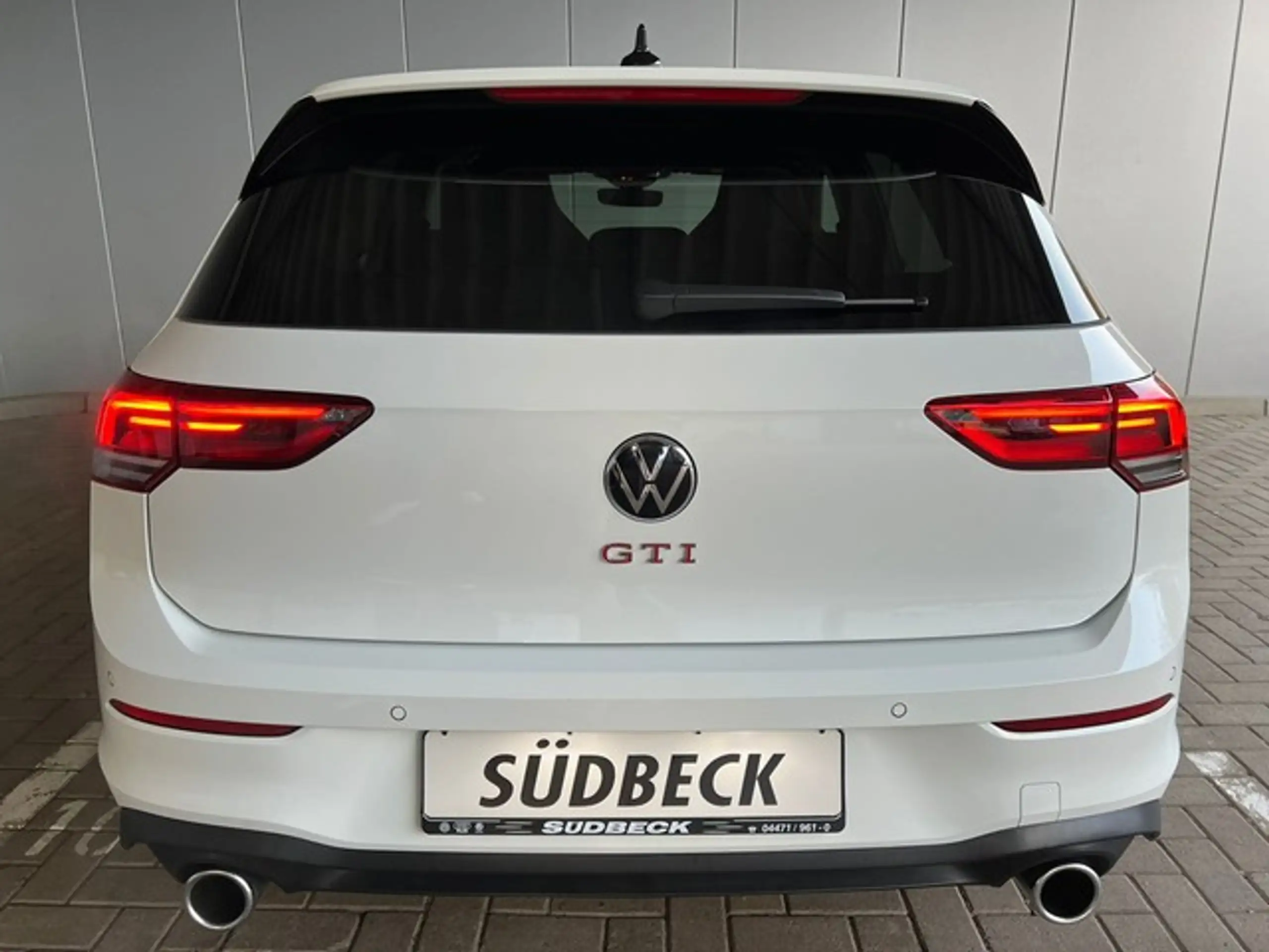 Volkswagen - Golf