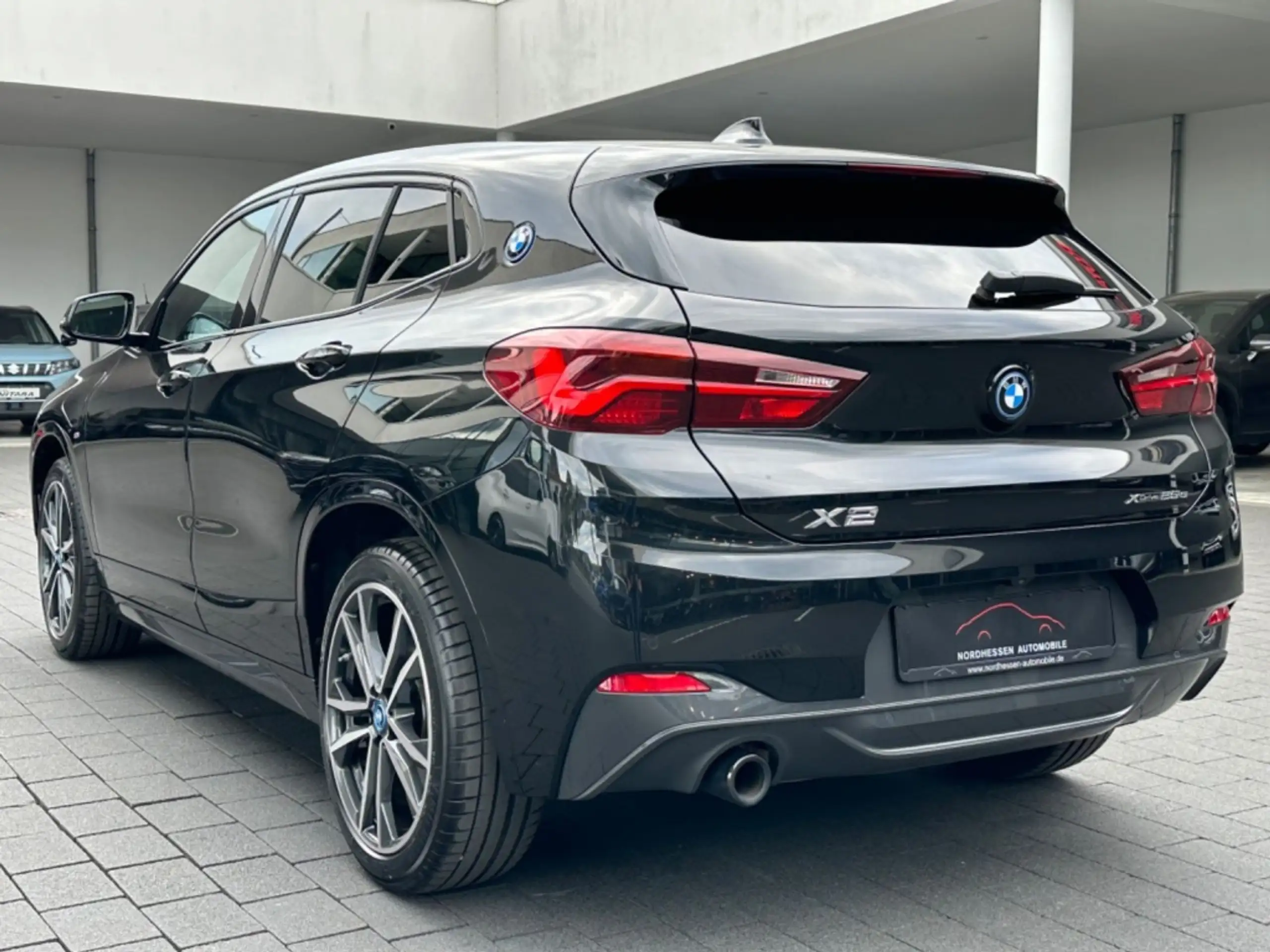 BMW - X2