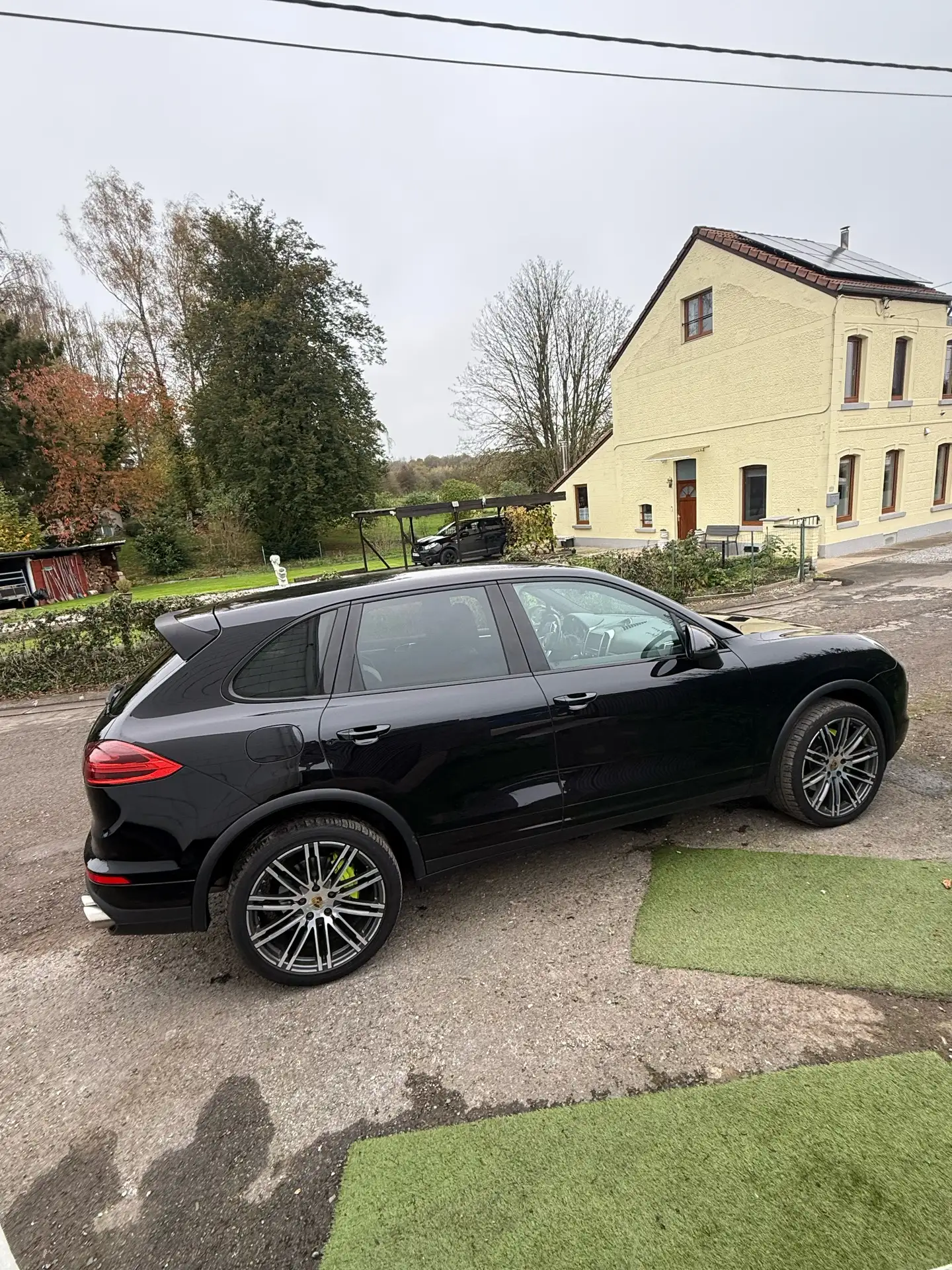 Porsche - Cayenne