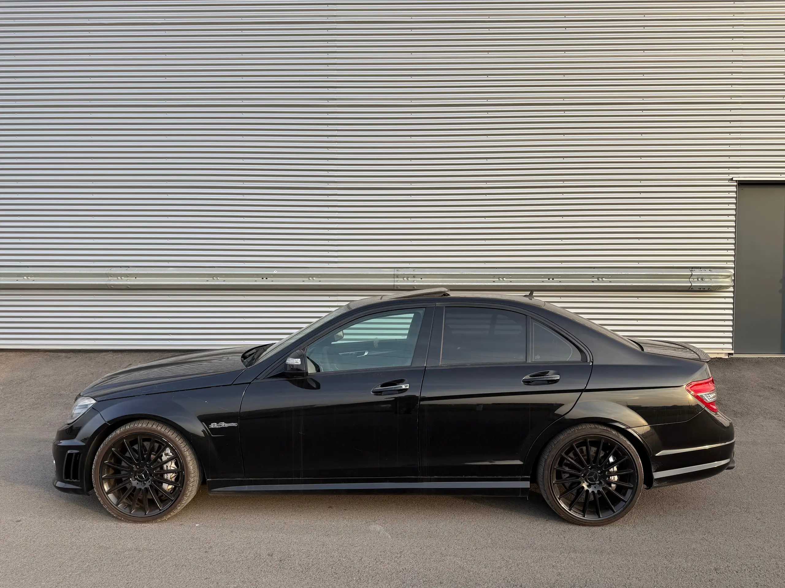 Mercedes-Benz - C 63 AMG