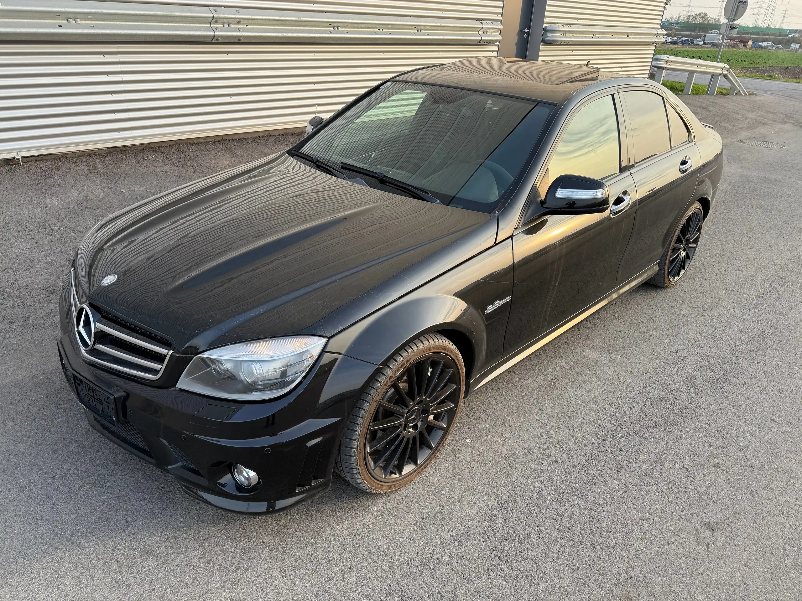 Mercedes-Benz - C 63 AMG