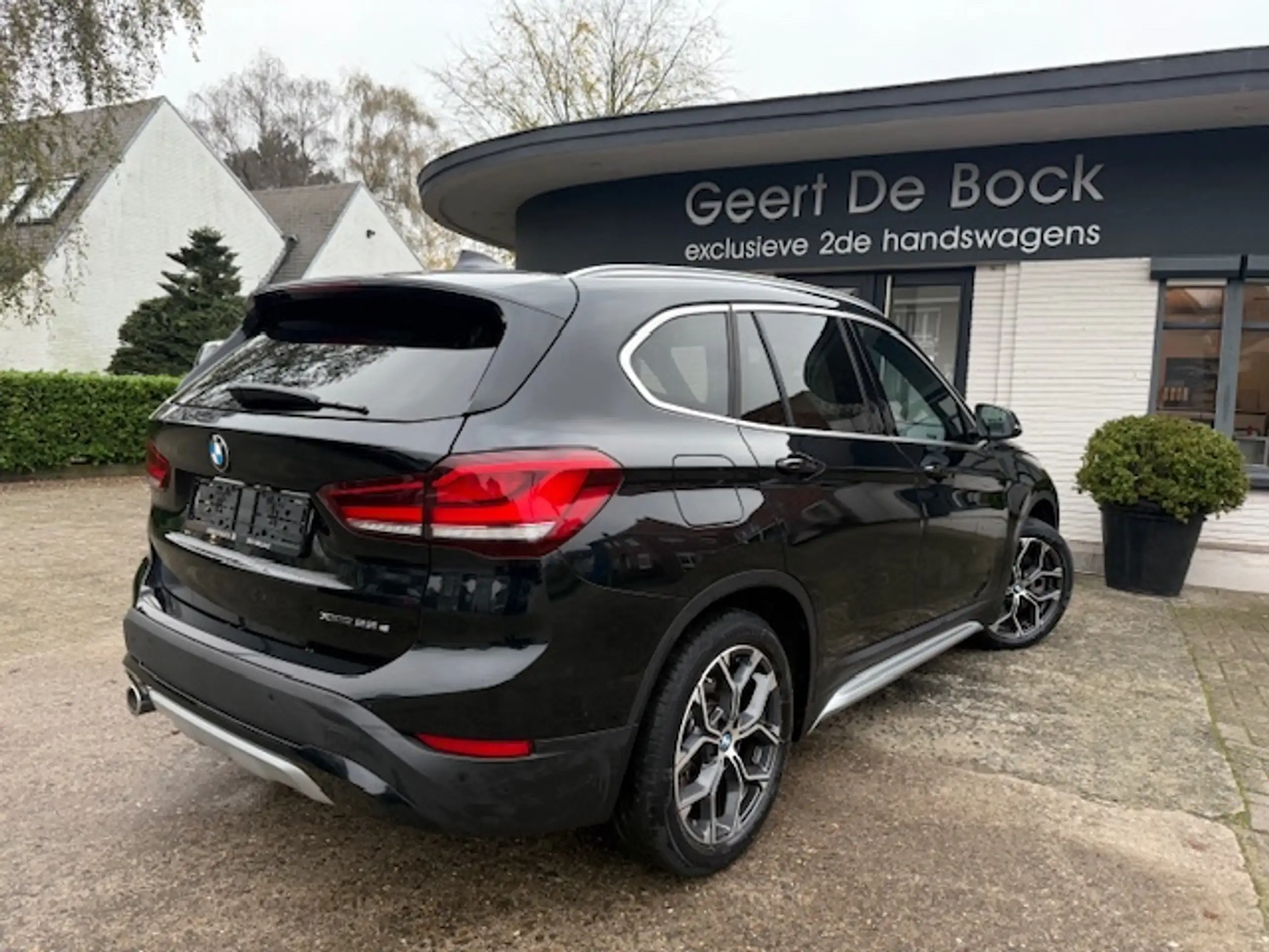 BMW - X1