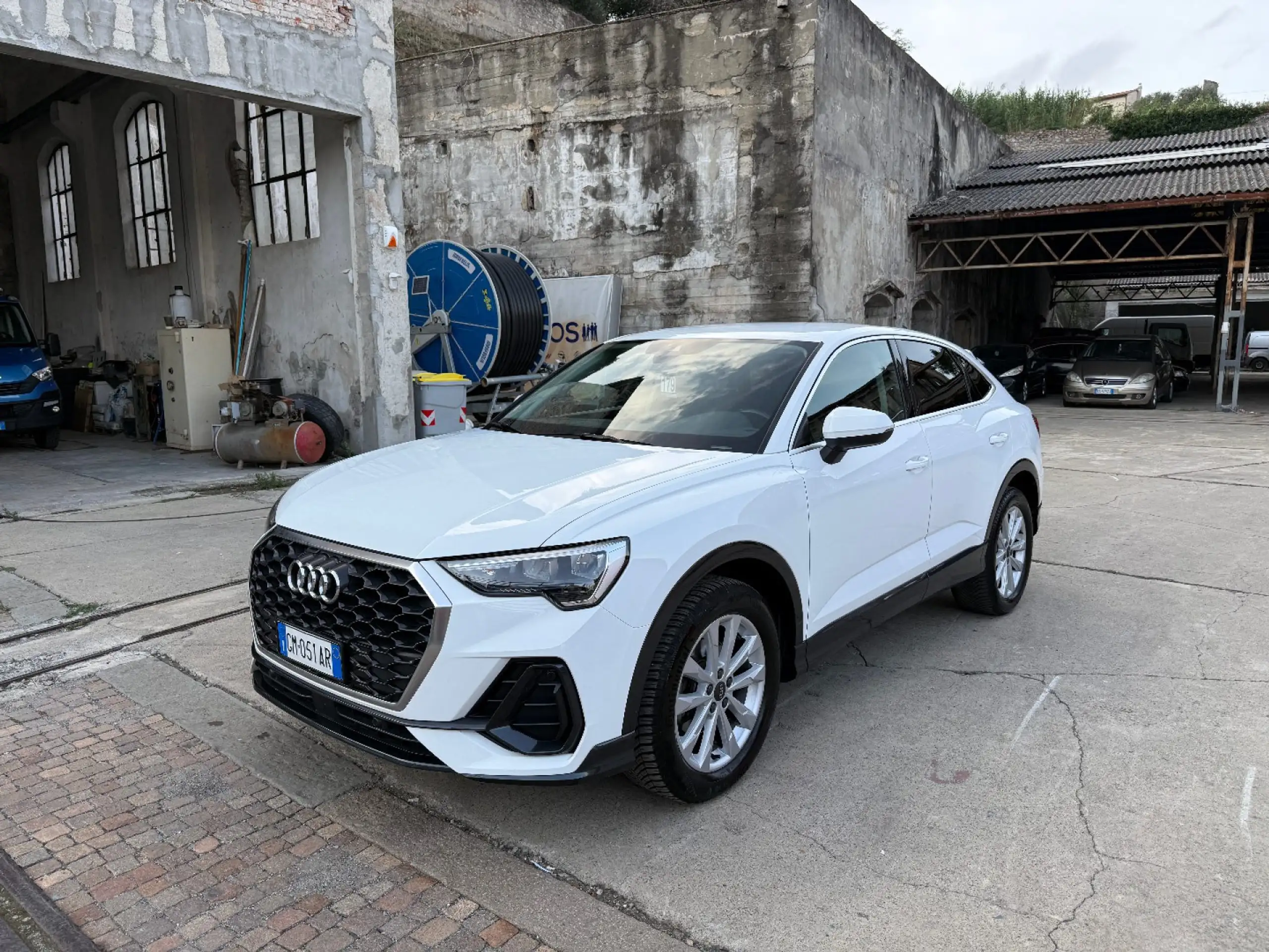 Audi - Q3