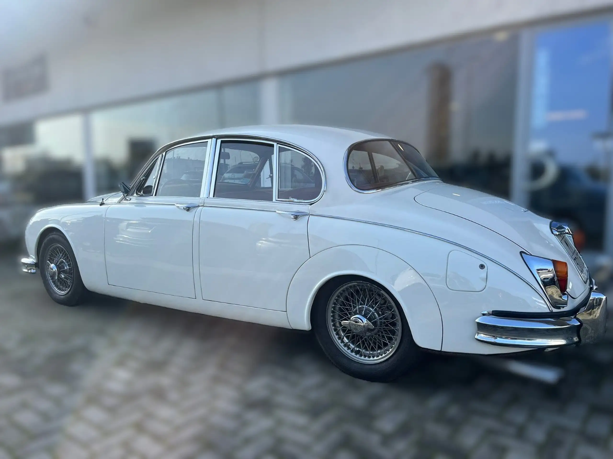 Jaguar - MK II