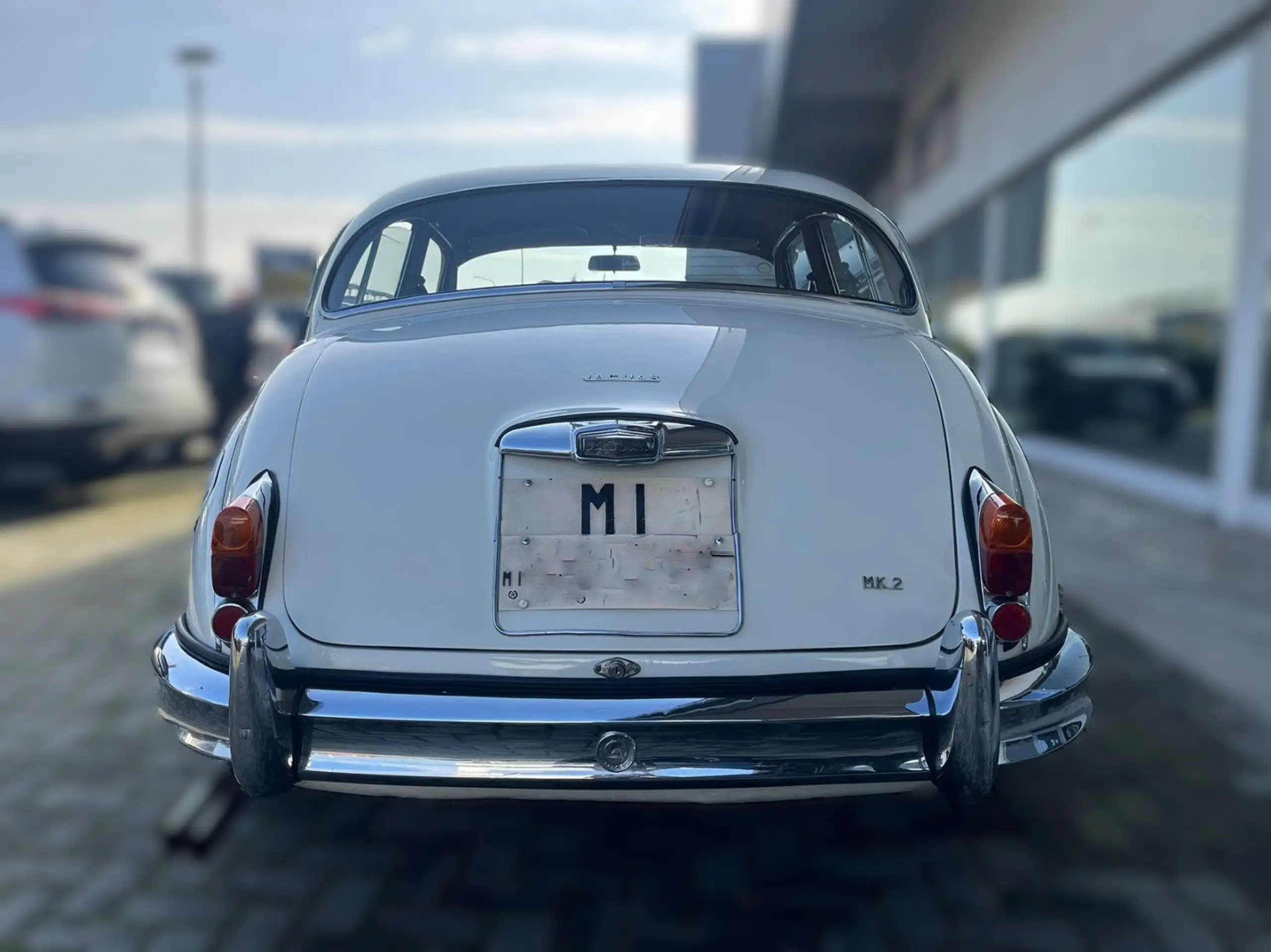 Jaguar - MK II