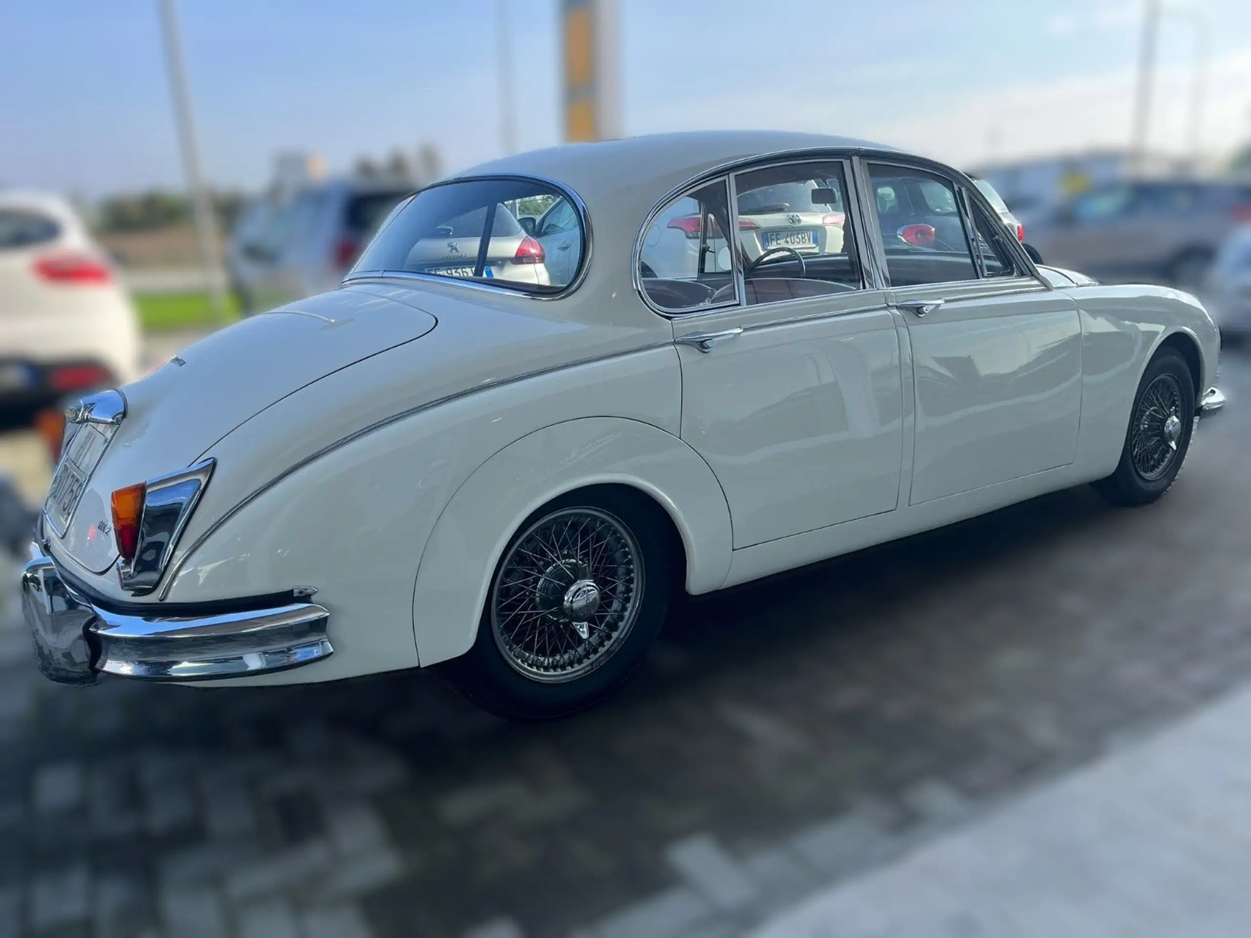 Jaguar - MK II