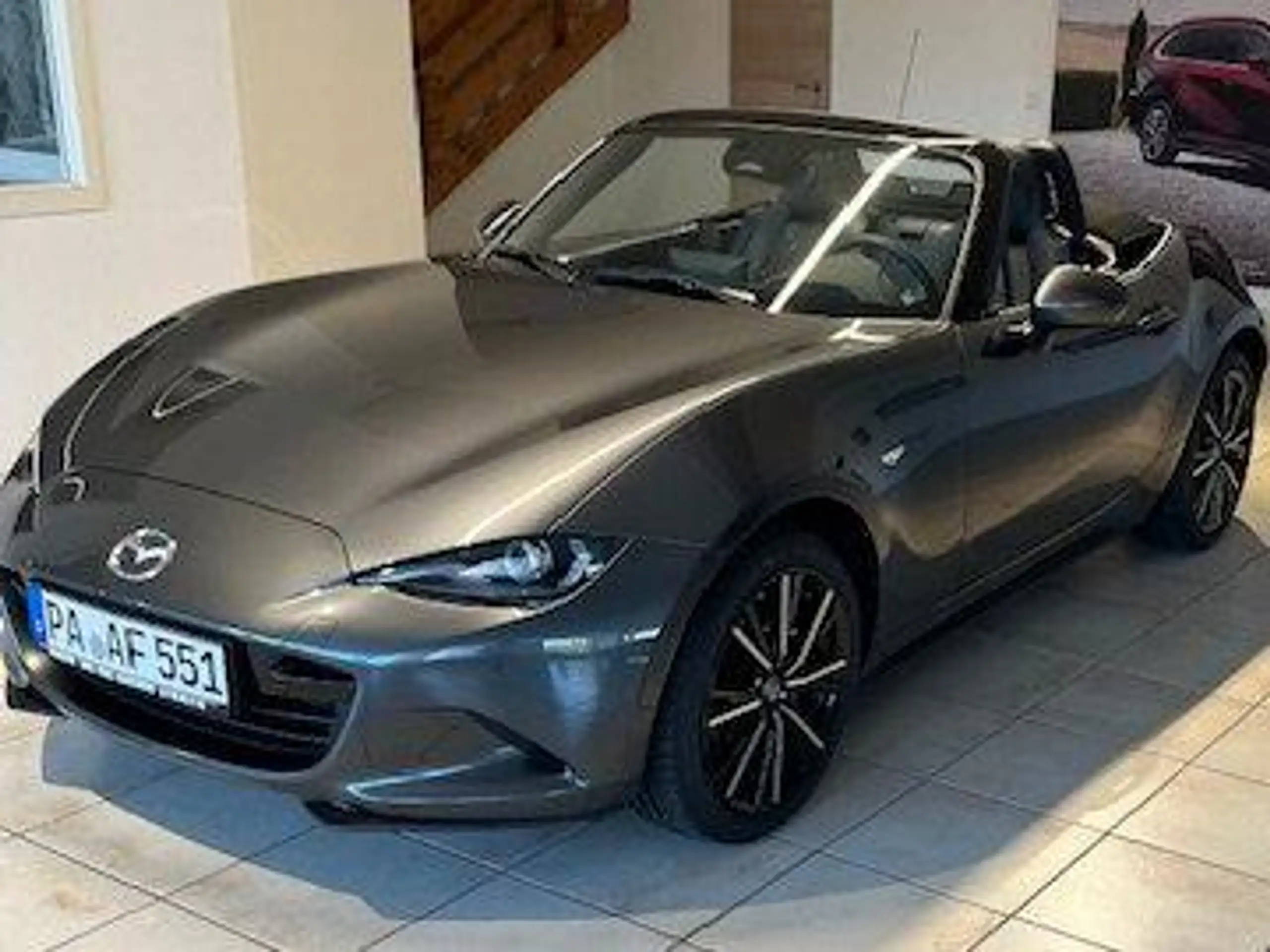 Mazda - MX-5