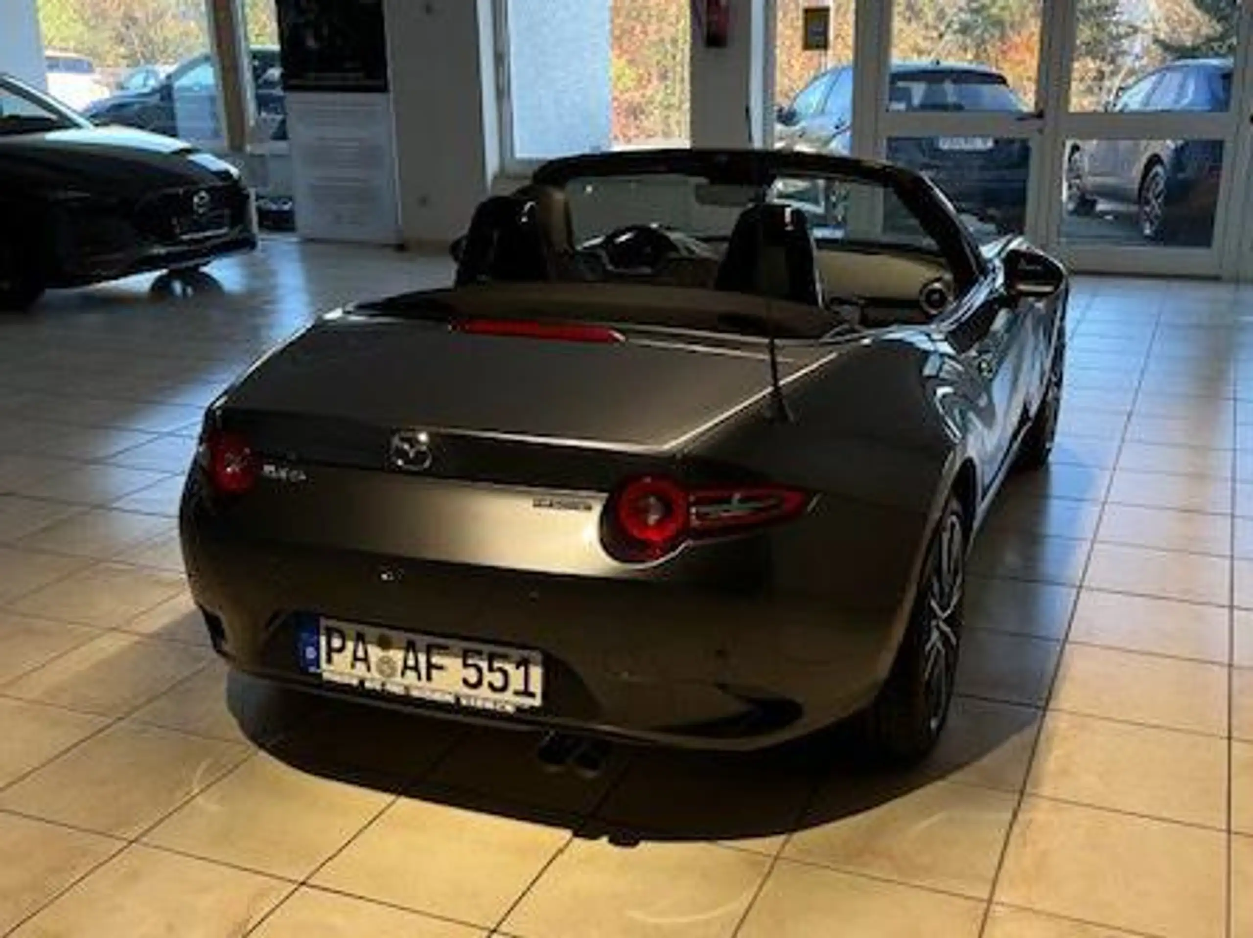 Mazda - MX-5