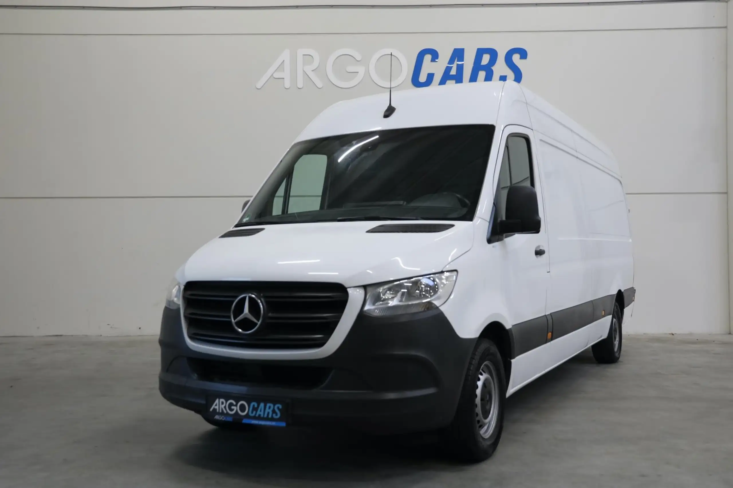 Mercedes-Benz - Sprinter